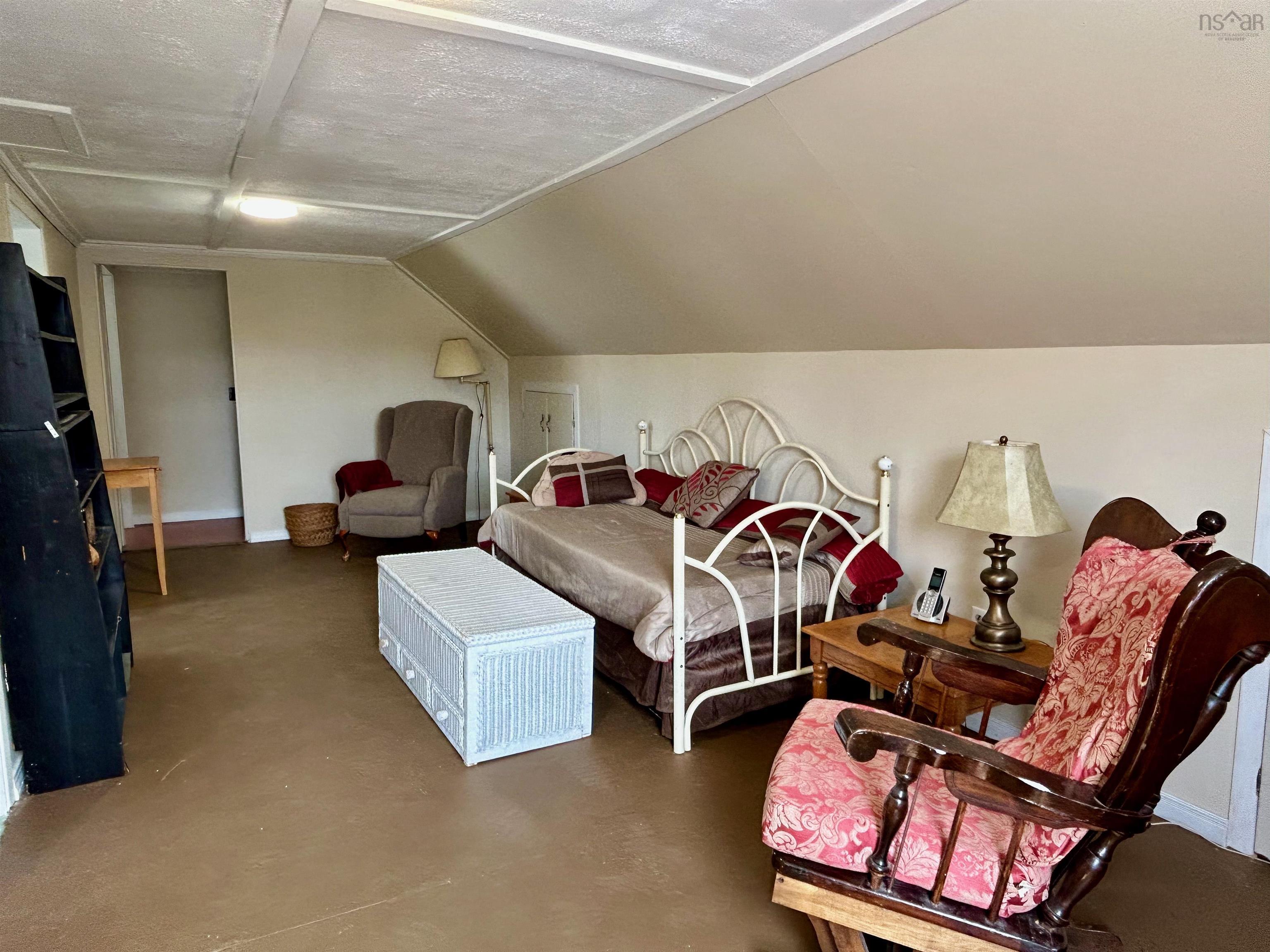 $270,000.00: 55 Newell Road, Plymouth