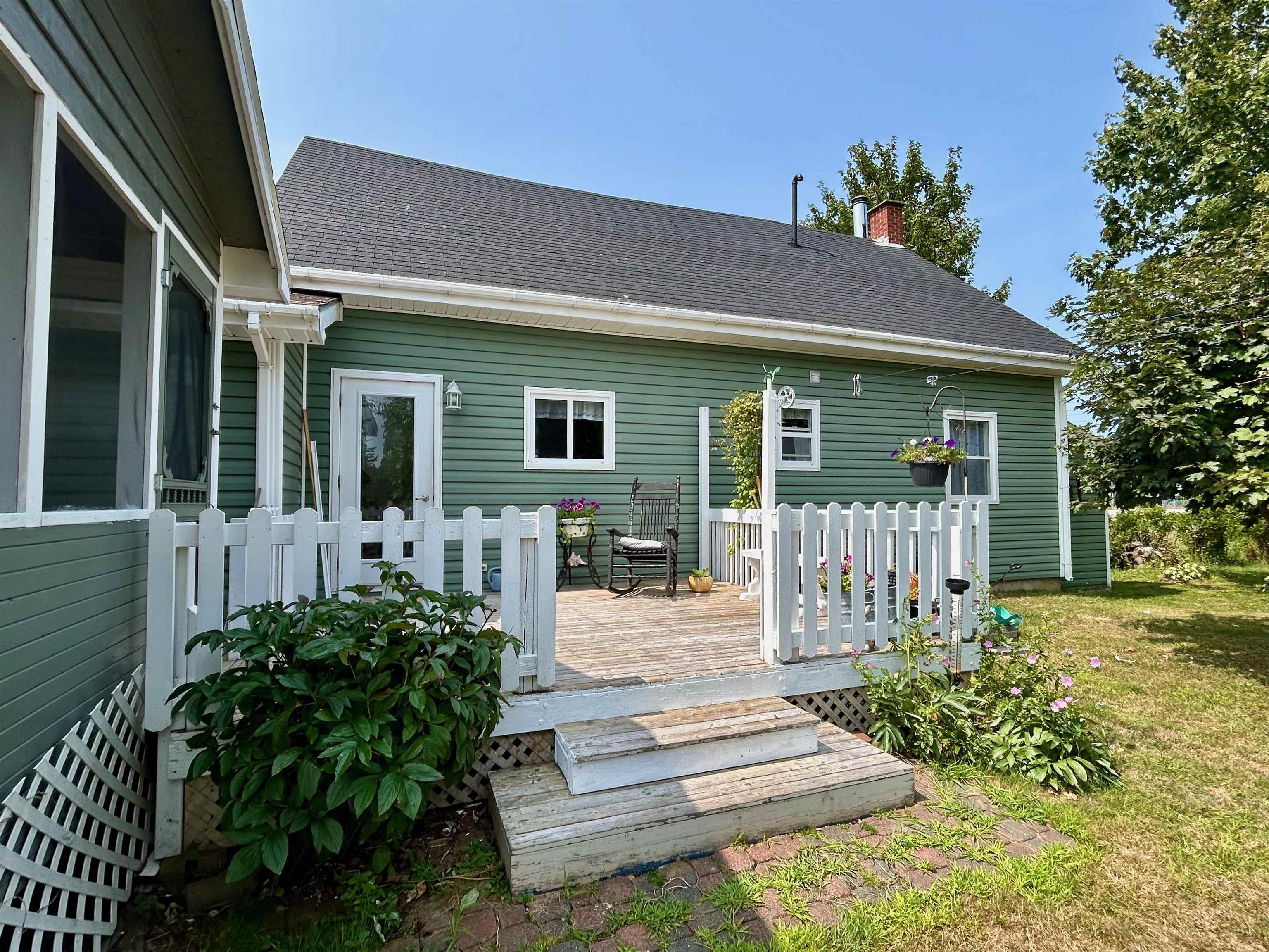 $270,000.00: 55 Newell Road, Plymouth