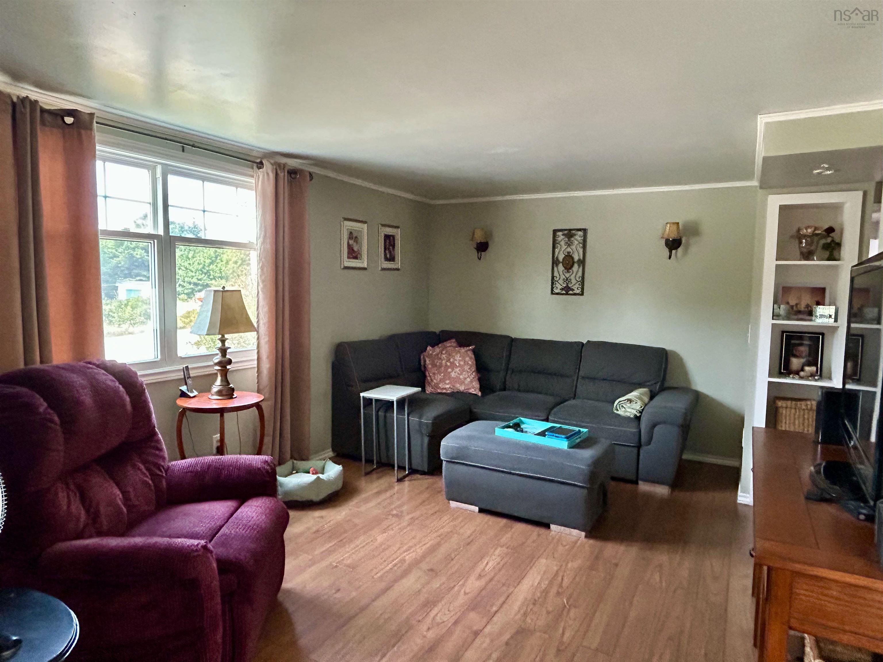 $270,000.00: 55 Newell Road, Plymouth