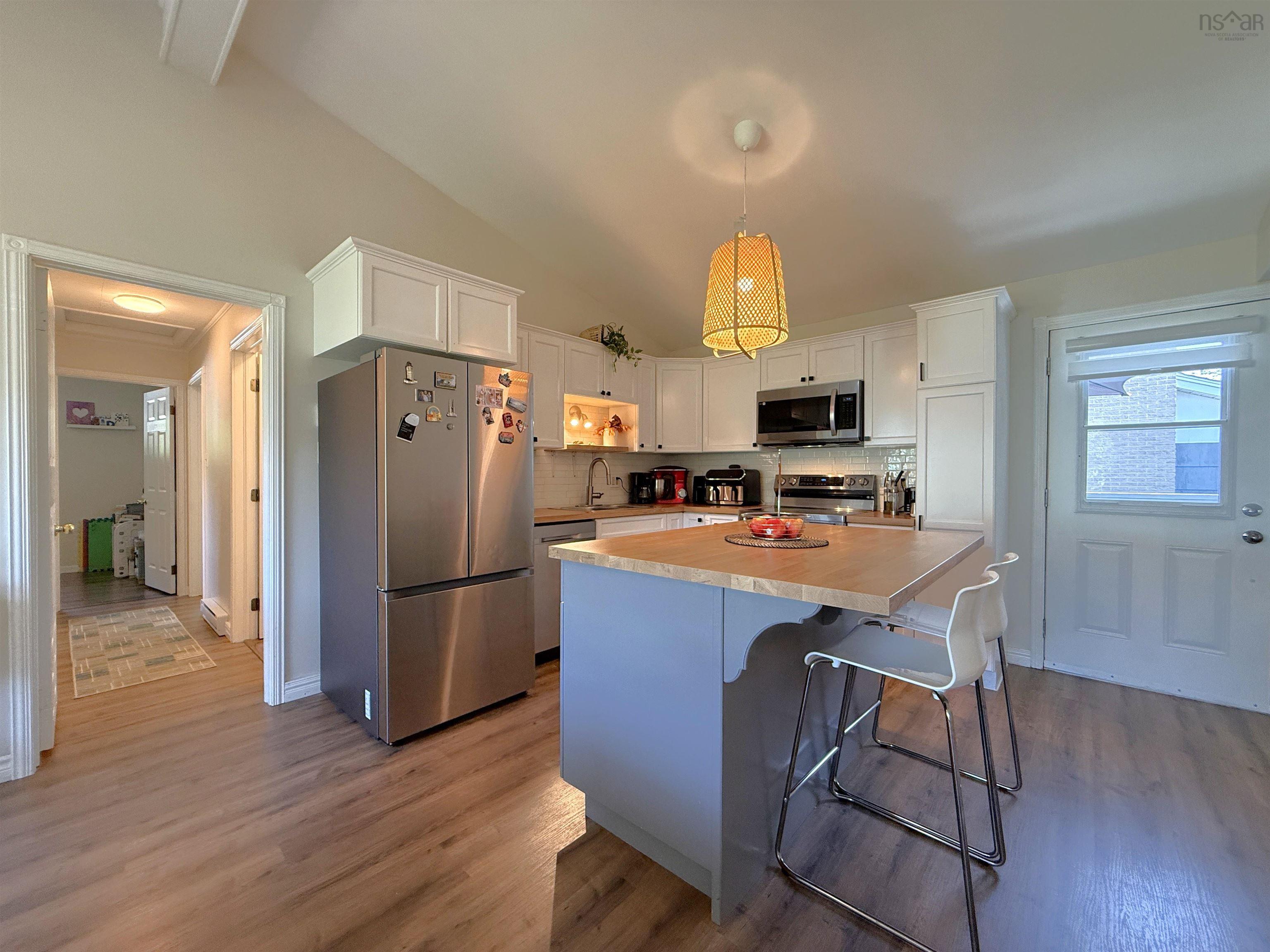 $479,900.00: 32 Murray Drive, Bridgewater