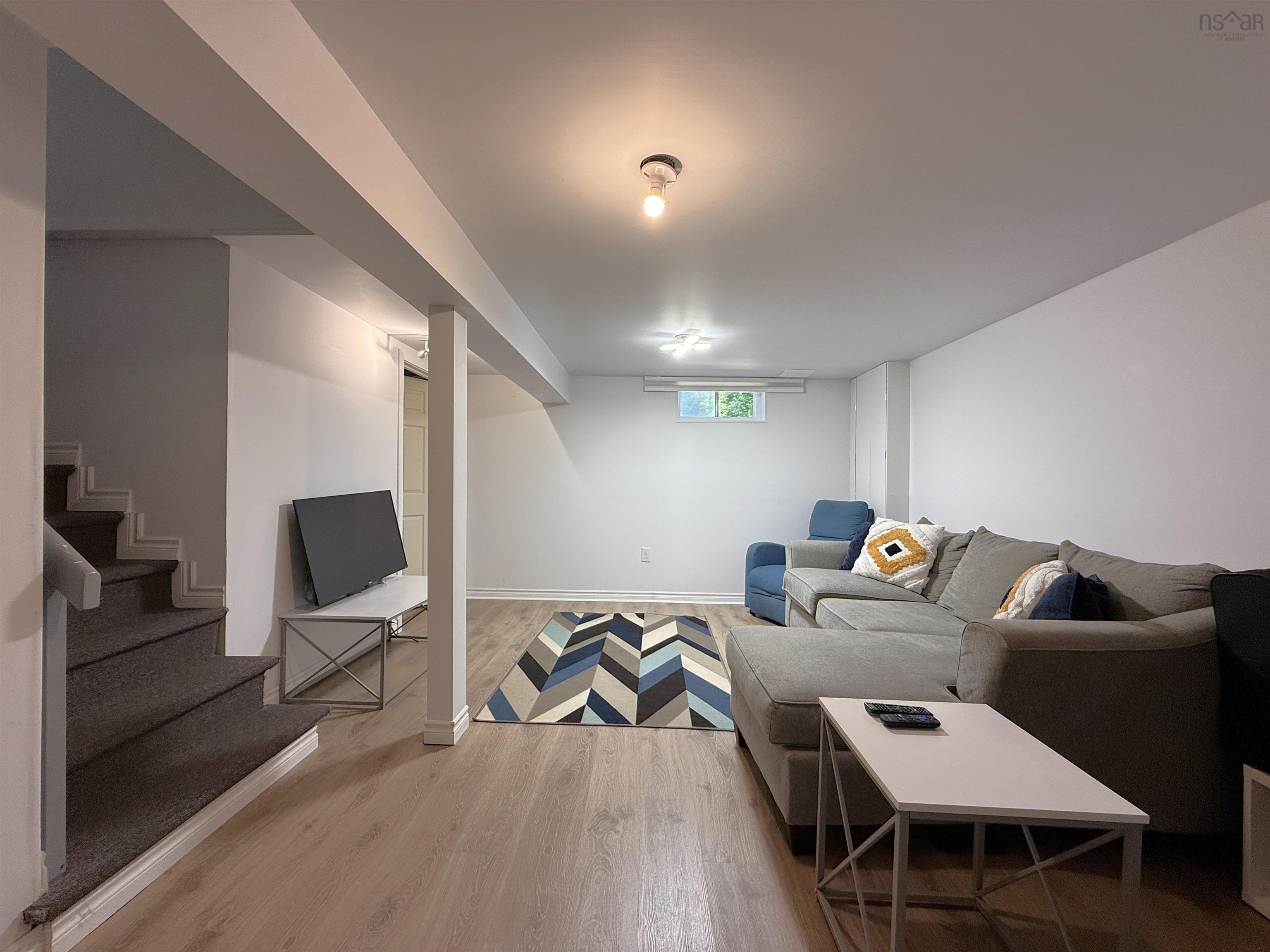 $479,900.00: 32 Murray Drive, Bridgewater