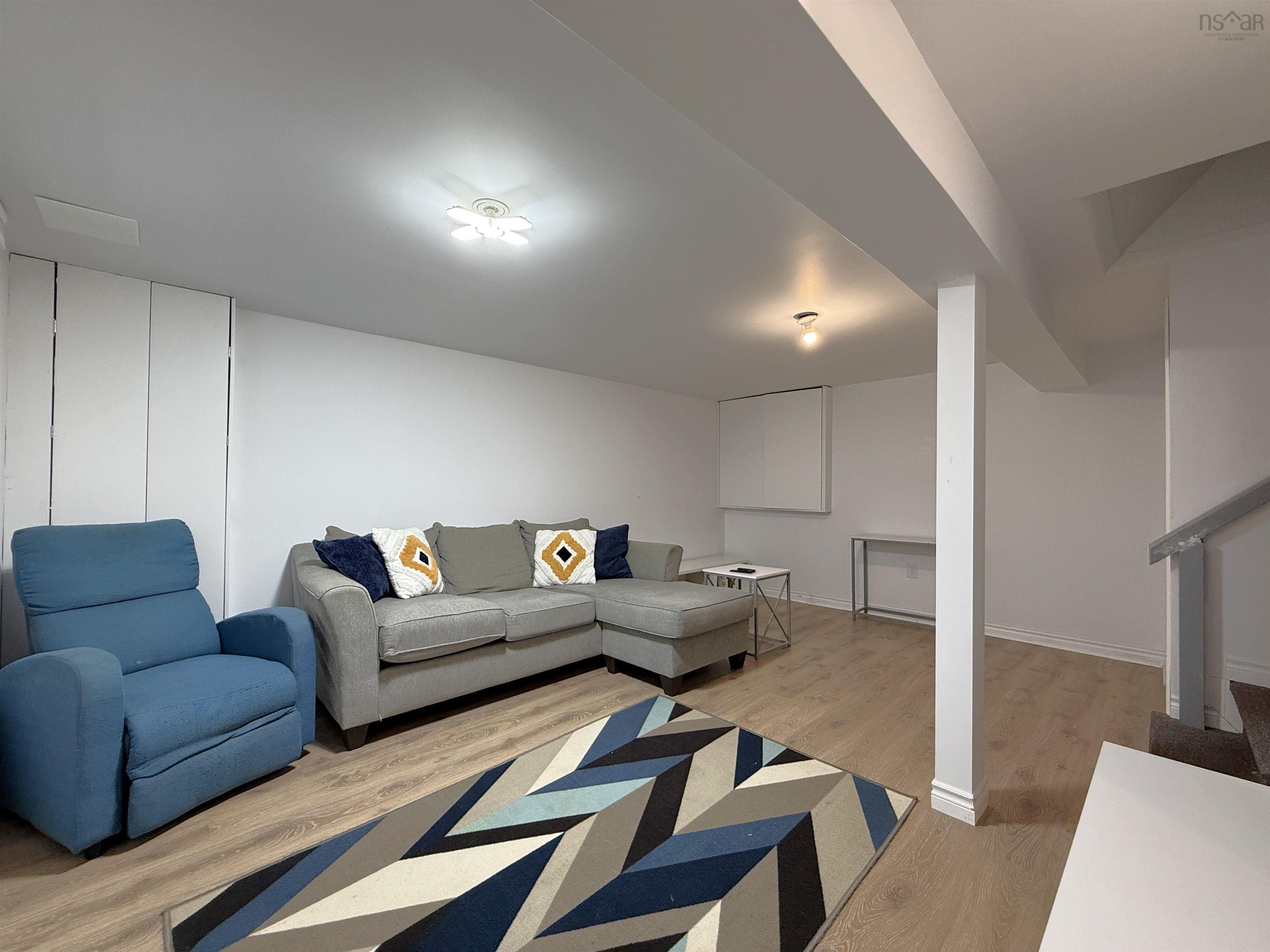 $479,900.00: 32 Murray Drive, Bridgewater