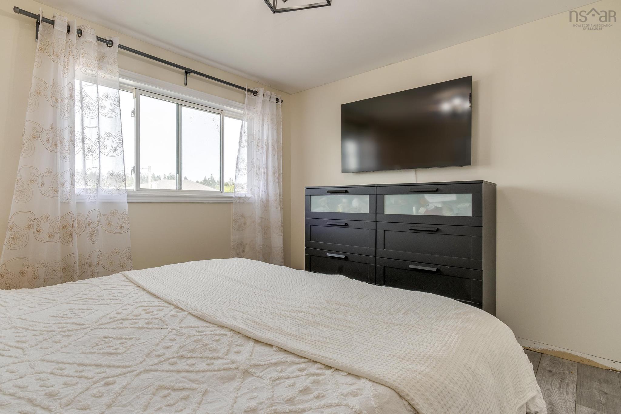 $399,900.00: 19 Adele Court, Eastern Passage