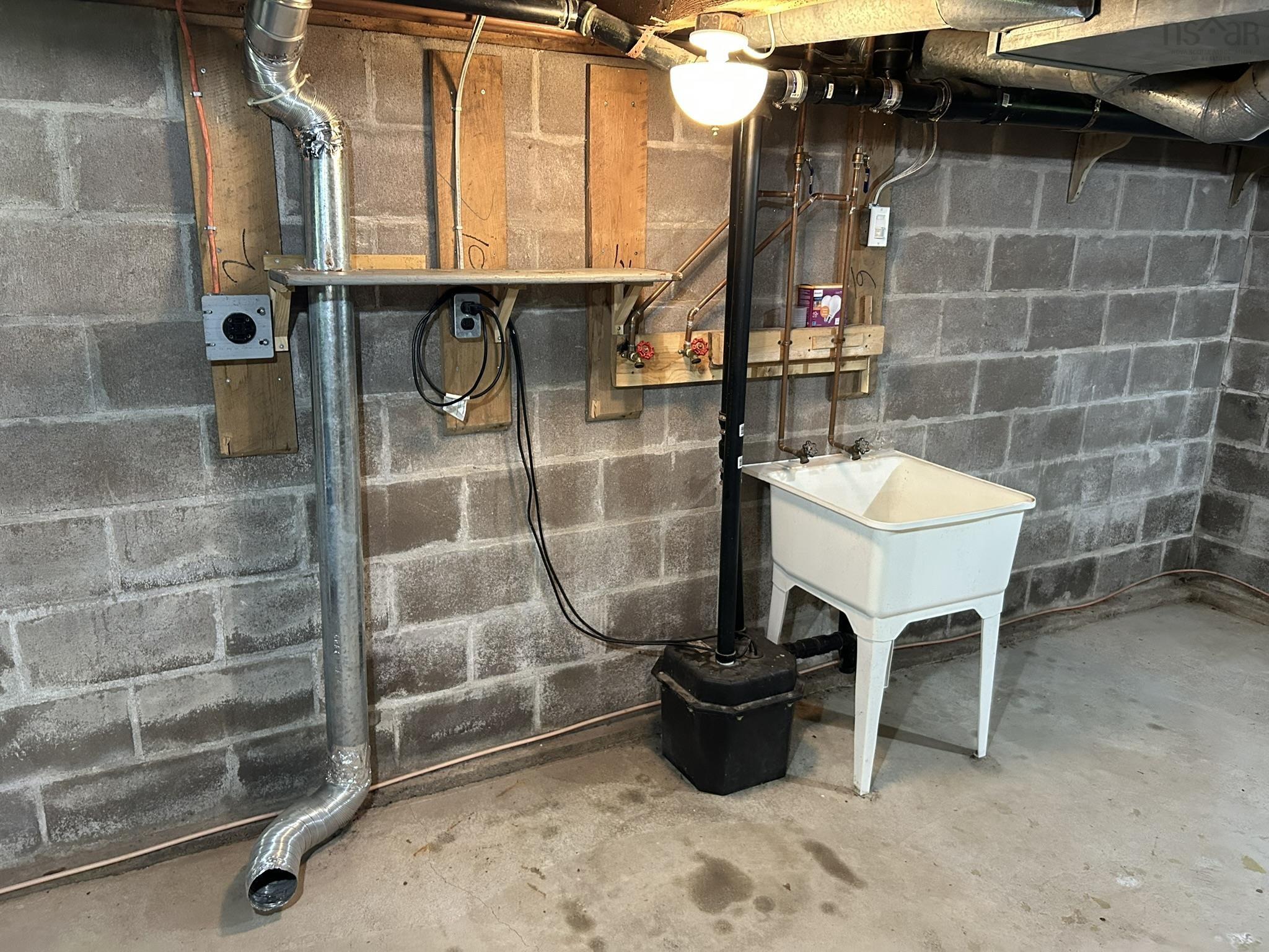 $269,000.00: 4 MINAS KING Drive, Little Bass River