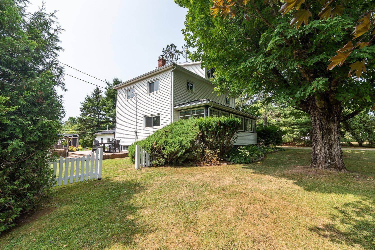 $409,900.00: 538 Highway 2, Brookfield