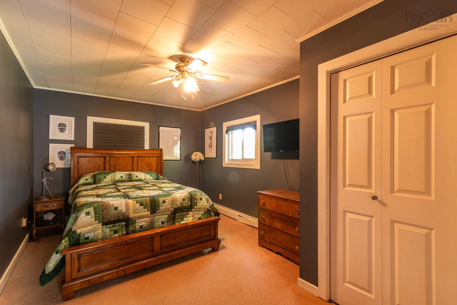 $409,900.00: 538 Highway 2, Brookfield