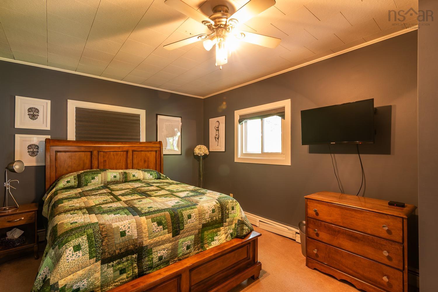 $409,900.00: 538 Highway 2, Brookfield