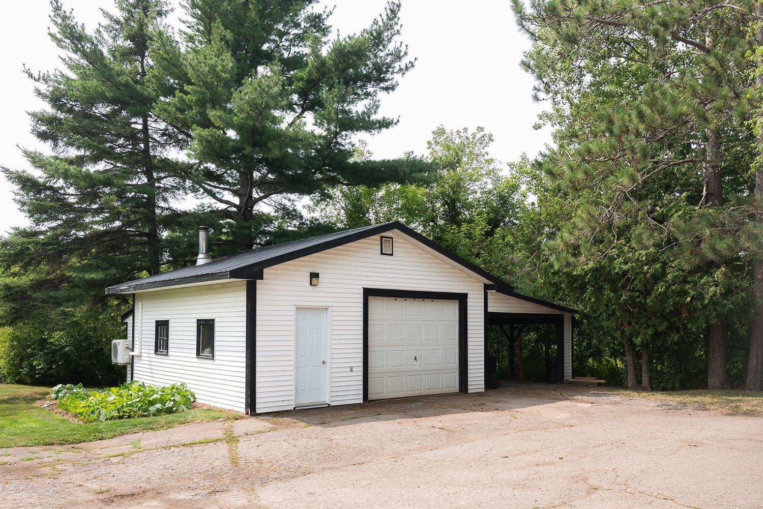 $409,900.00: 538 Highway 2, Brookfield