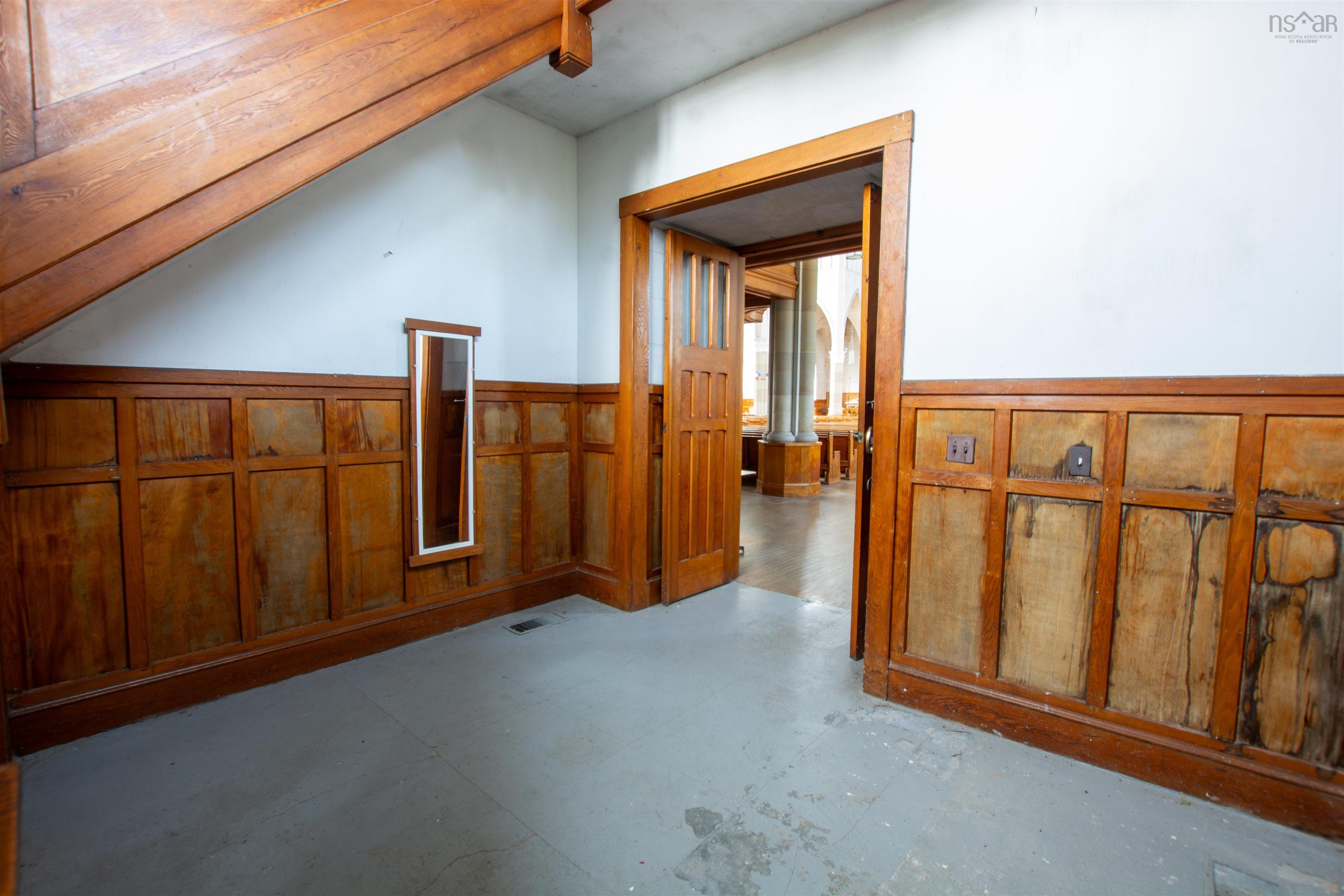 $279,000.00: 3623 Highway 1, St. Bernard