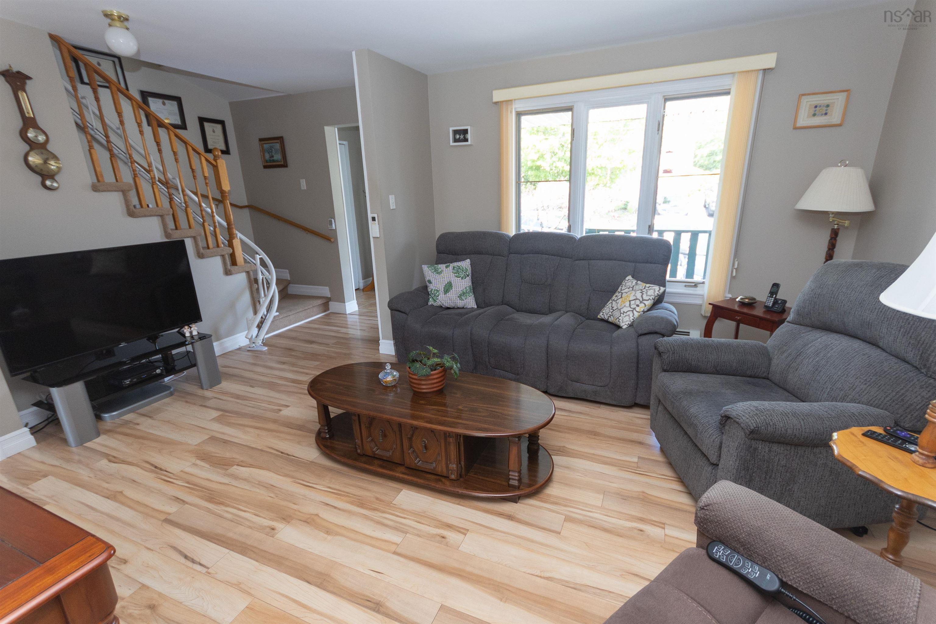 $472,500.00: 100 Lancaster Drive, Dartmouth