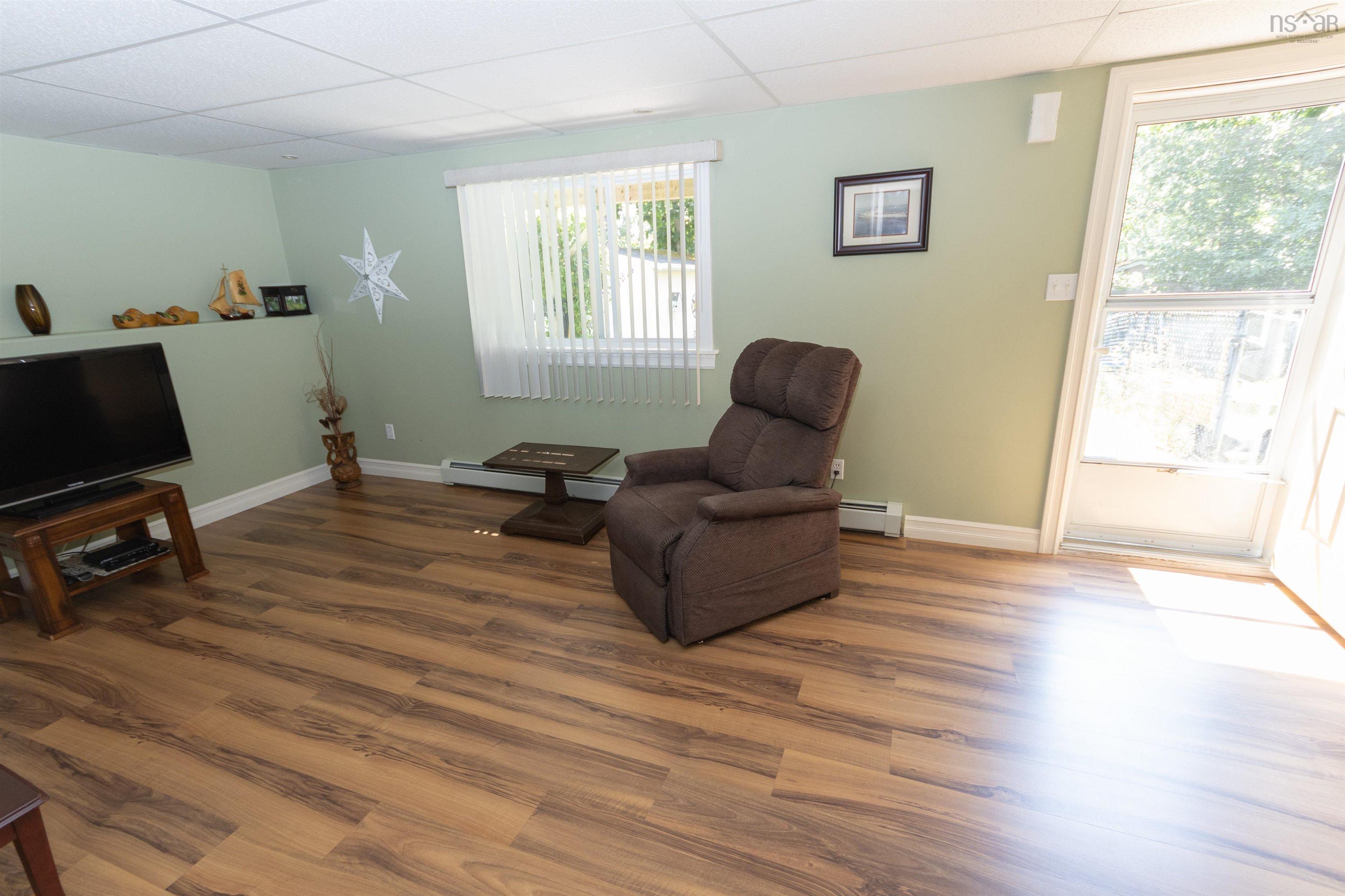 $472,500.00: 100 Lancaster Drive, Dartmouth