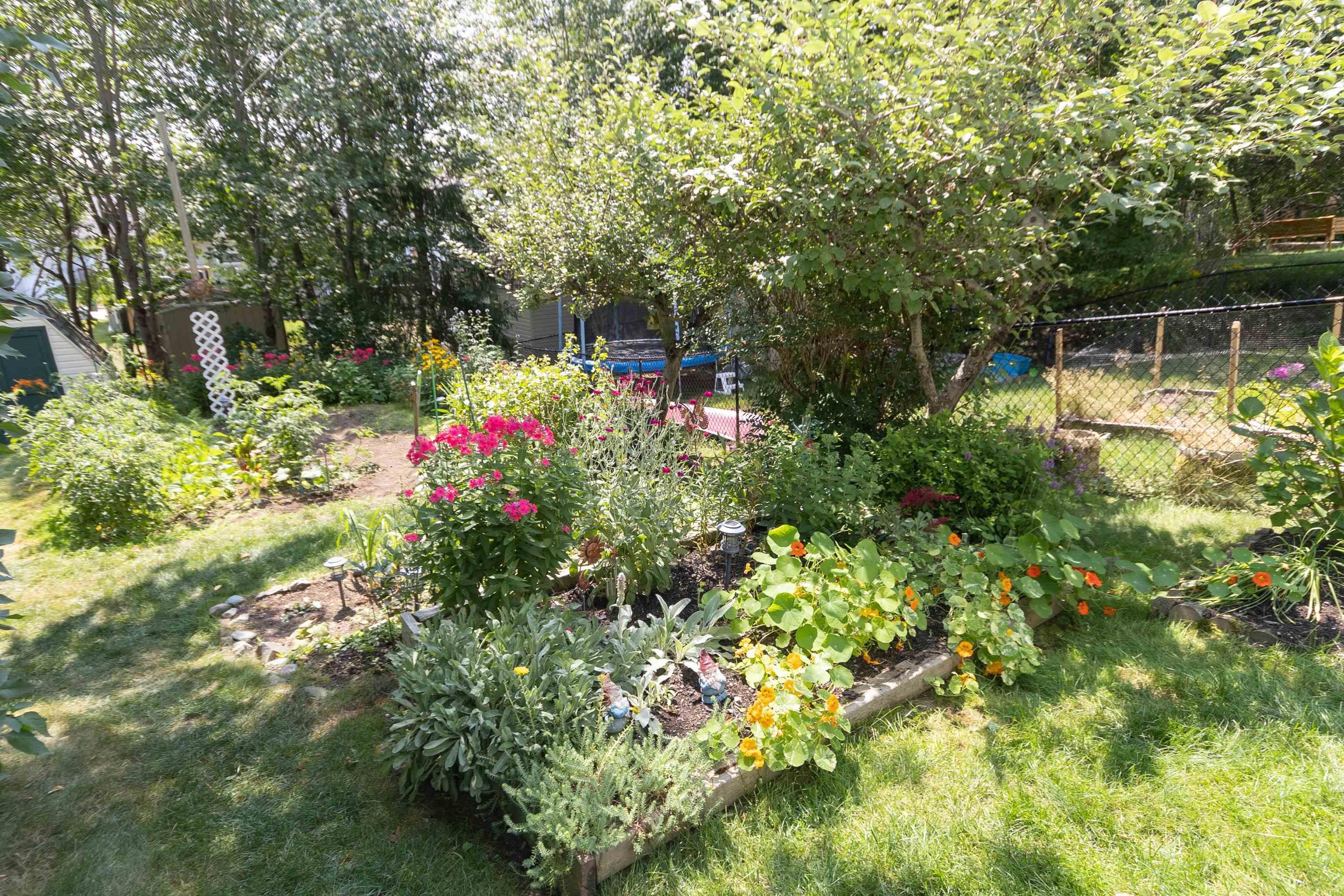 $472,500.00: 100 Lancaster Drive, Dartmouth