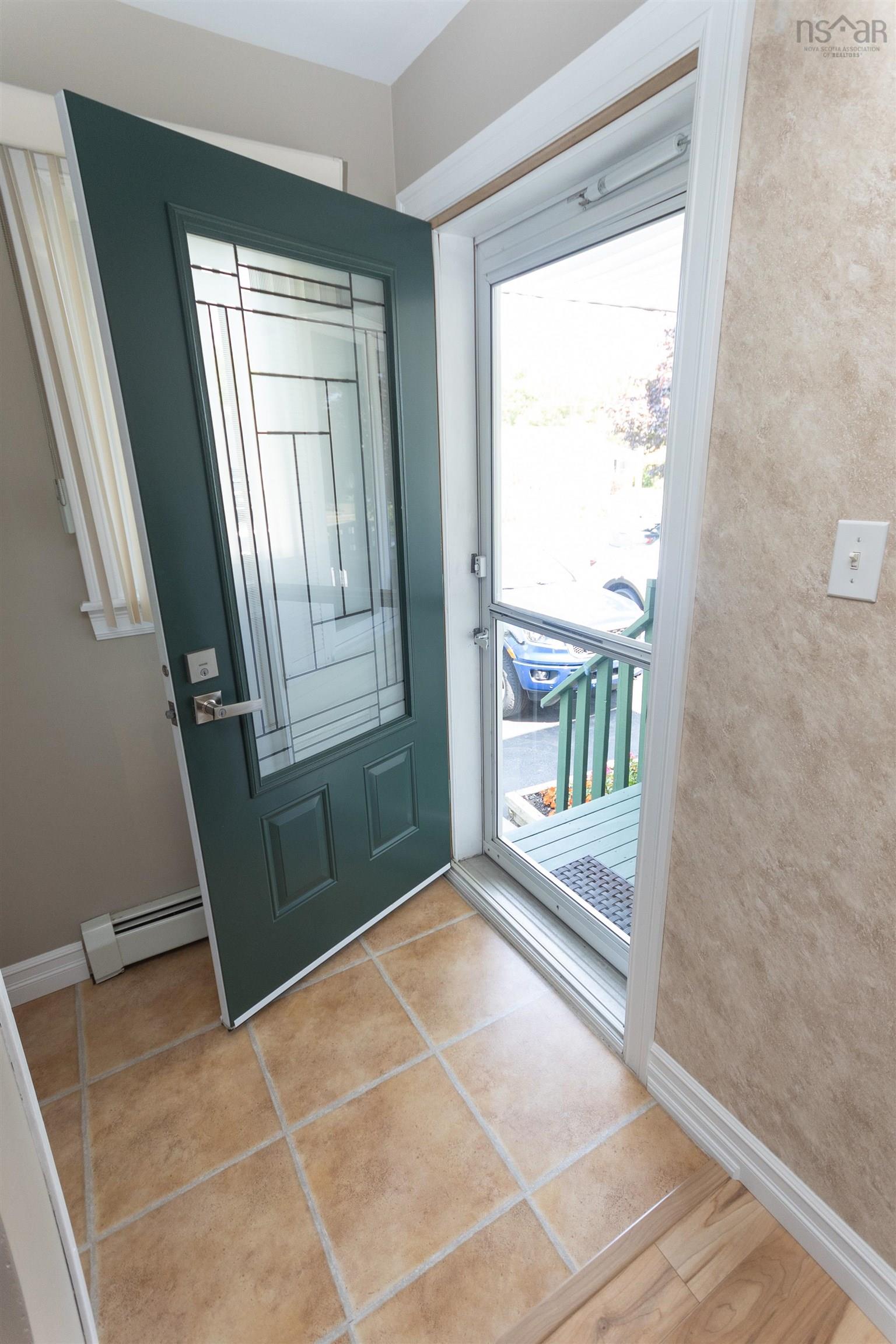 $472,500.00: 100 Lancaster Drive, Dartmouth