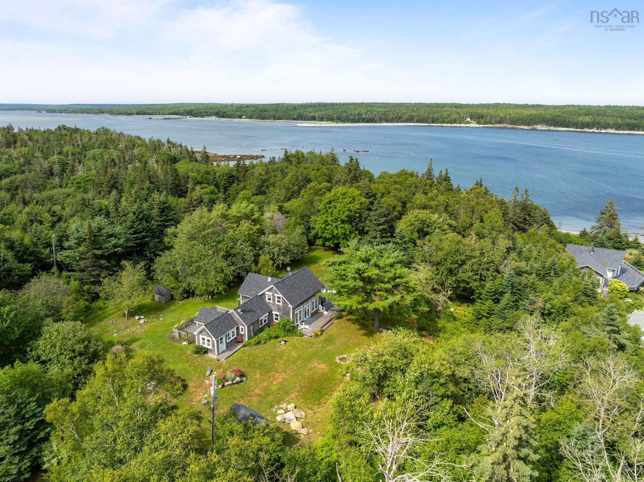 $899,000.00: 60 River Road, Port L