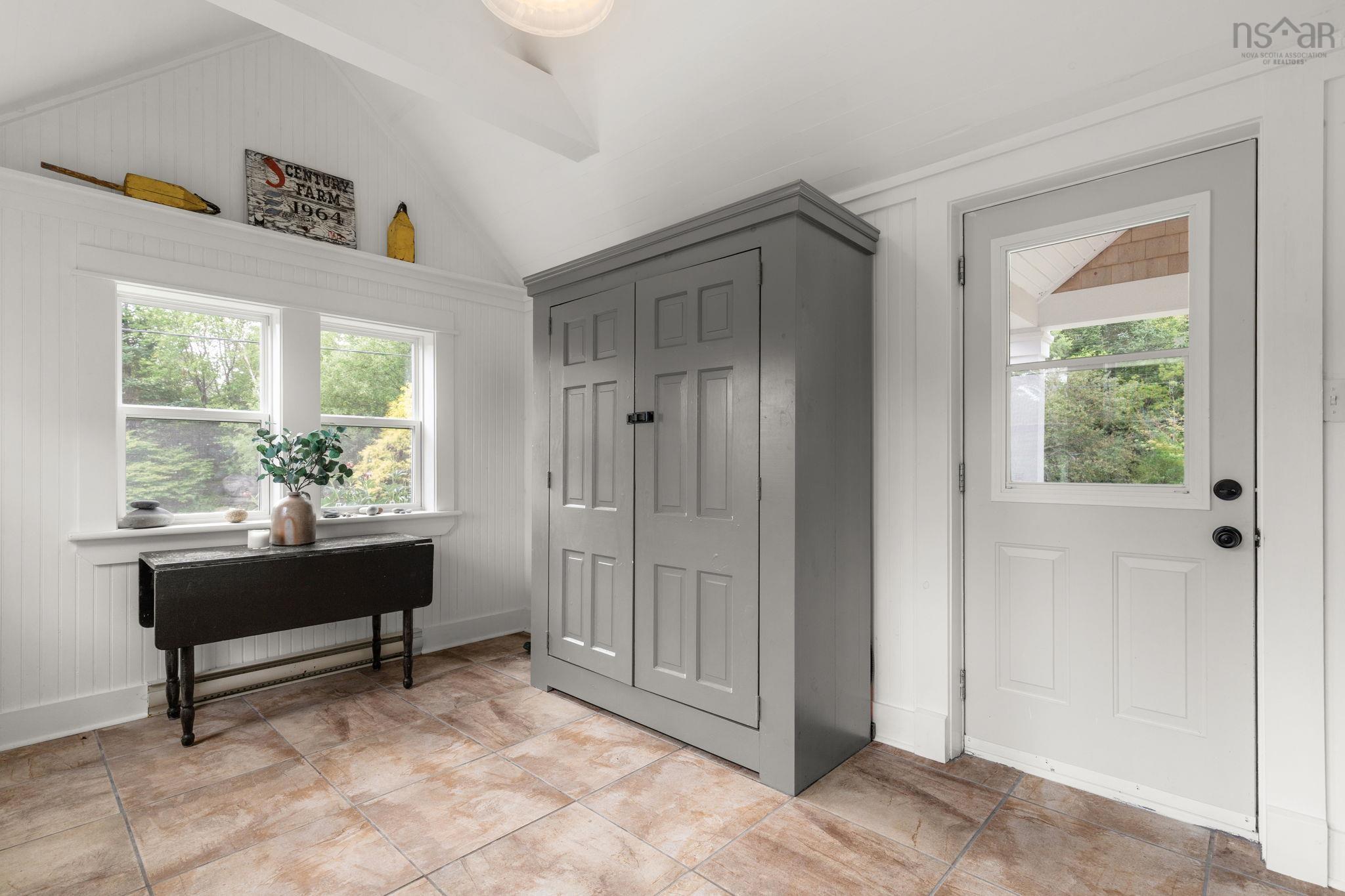 $899,000.00: 60 River Road, Port L