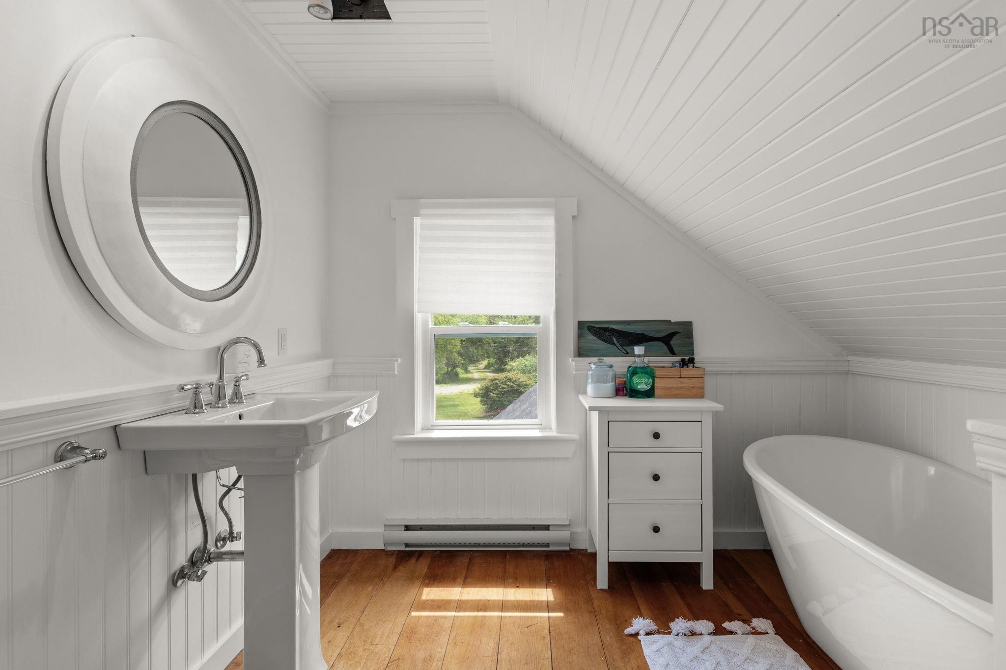 $899,000.00: 60 River Road, Port L