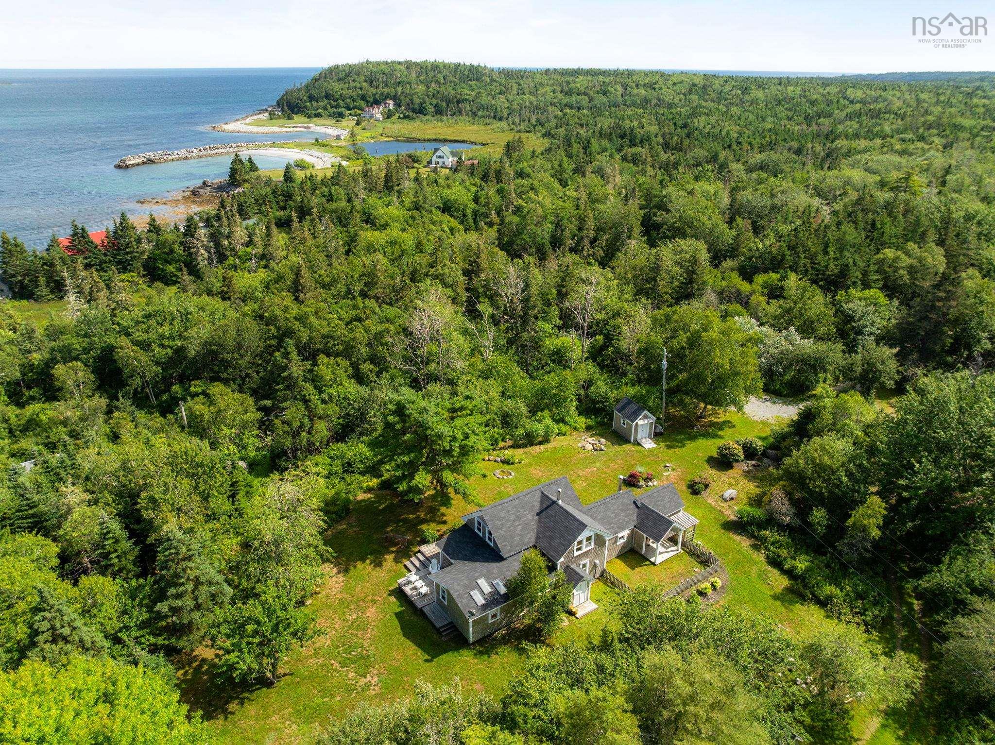 $899,000.00: 60 River Road, Port L