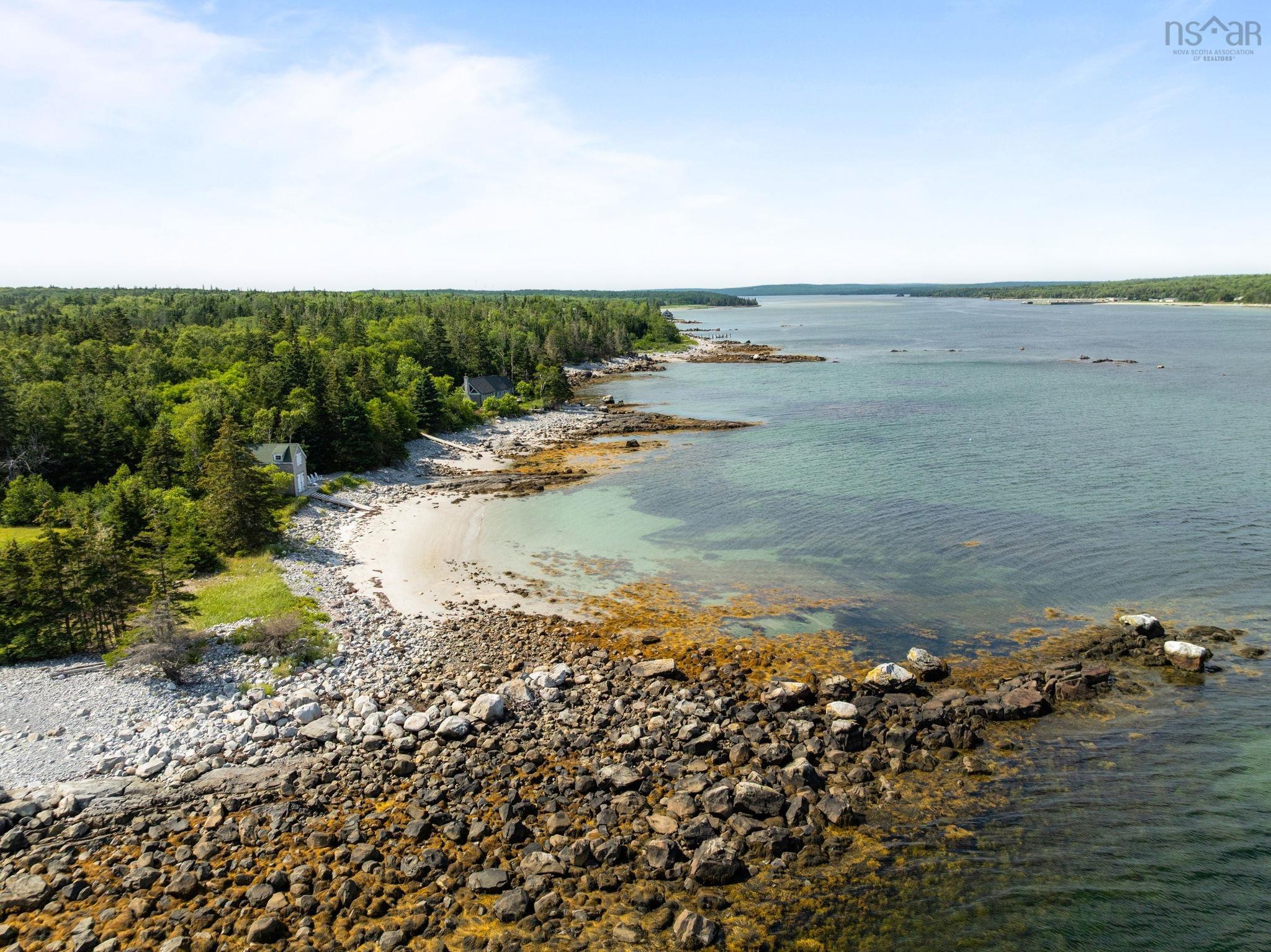 $899,000.00: 60 River Road, Port L