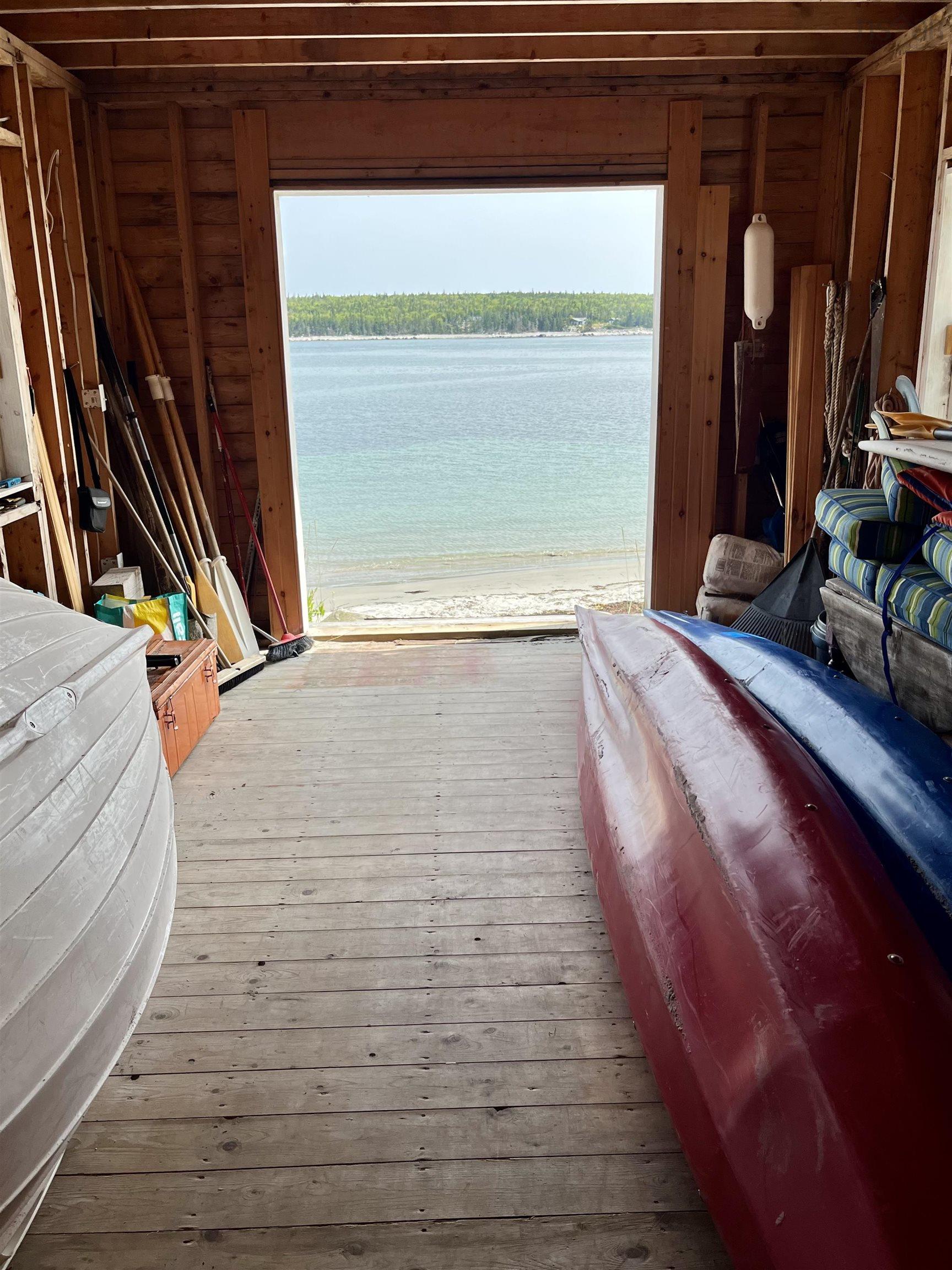 $899,000.00: 60 River Road, Port L