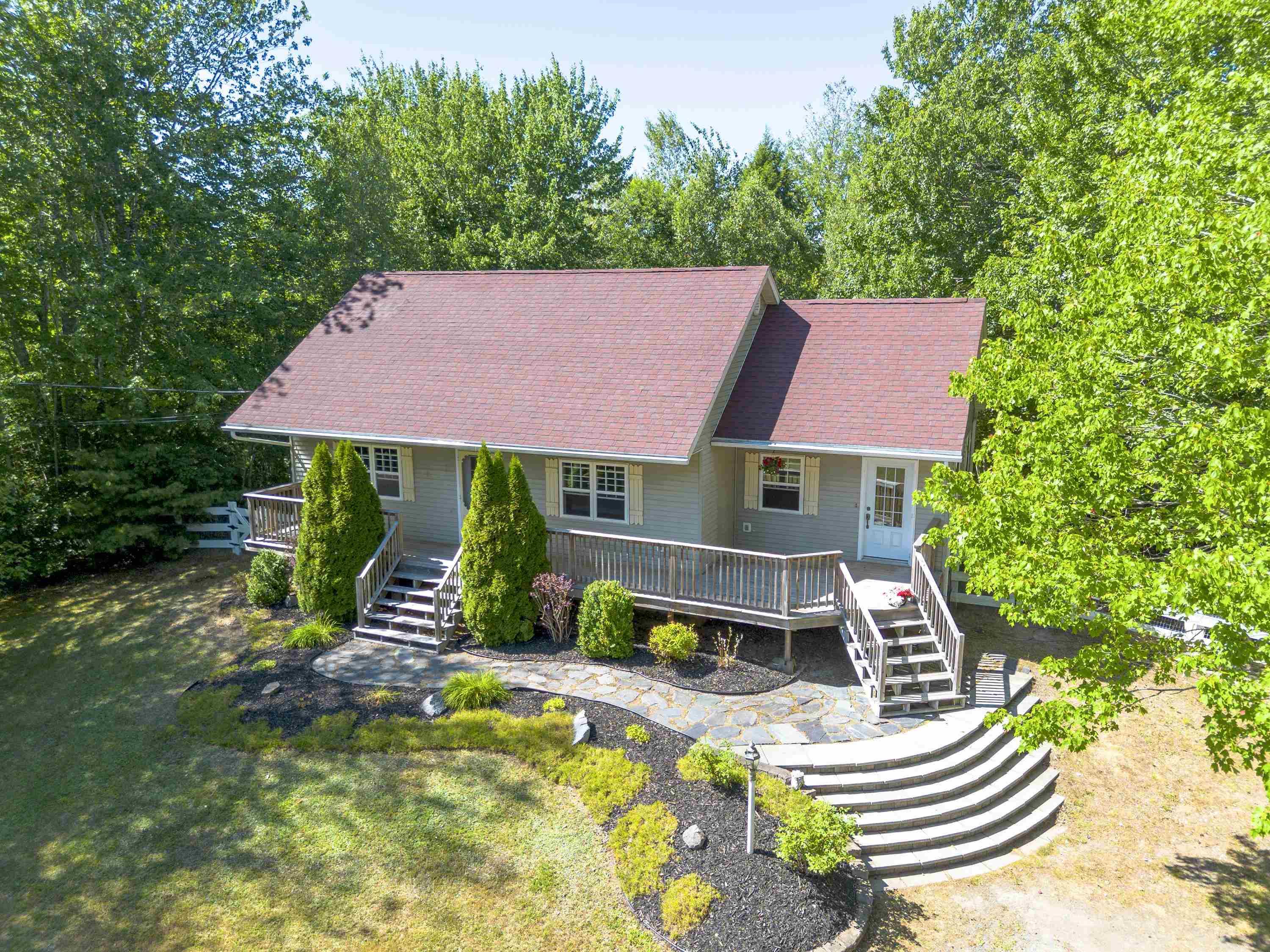 $365,000.00: 1627 Middle Road, Nictaux