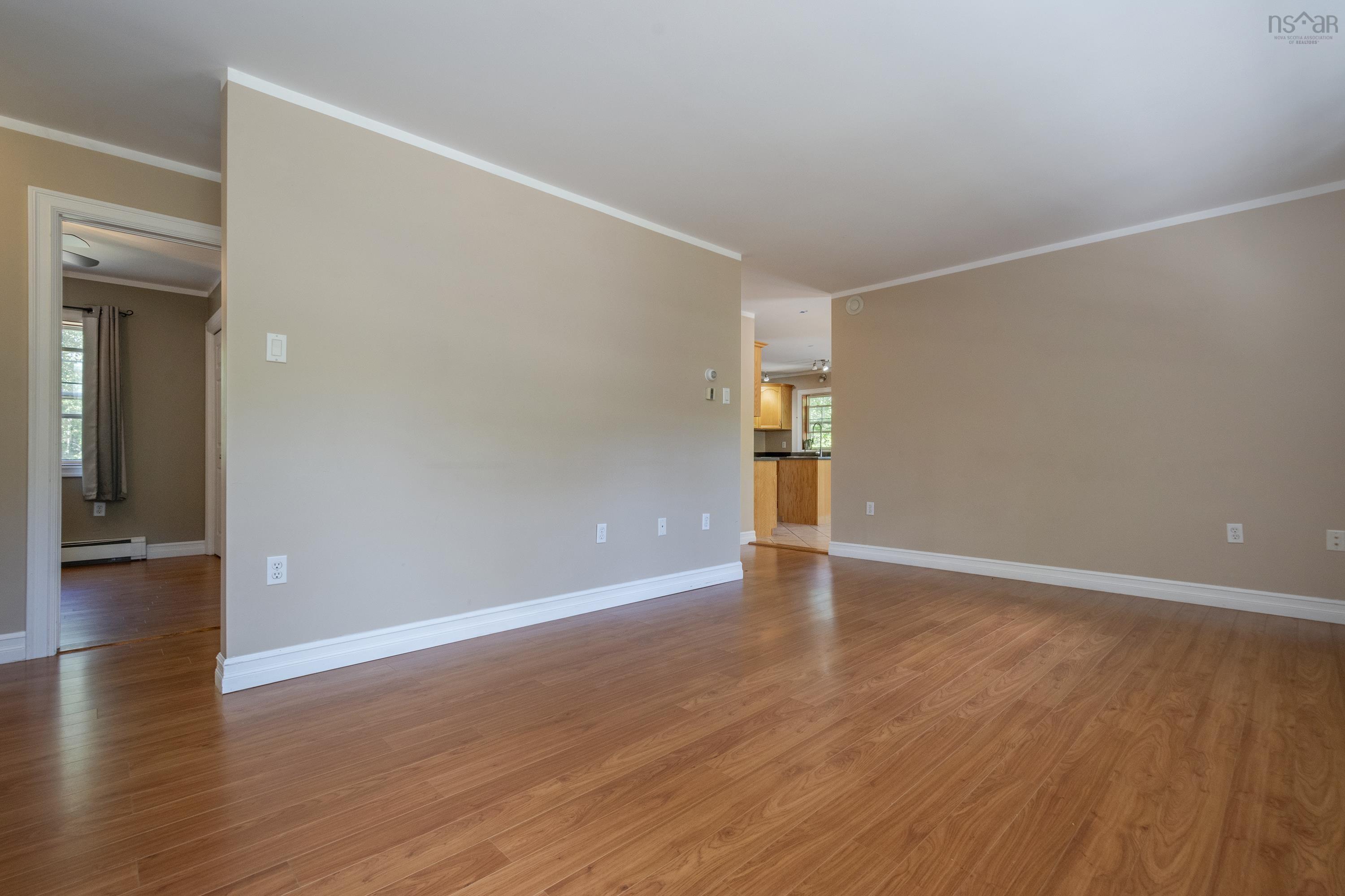 $365,000.00: 1627 Middle Road, Nictaux