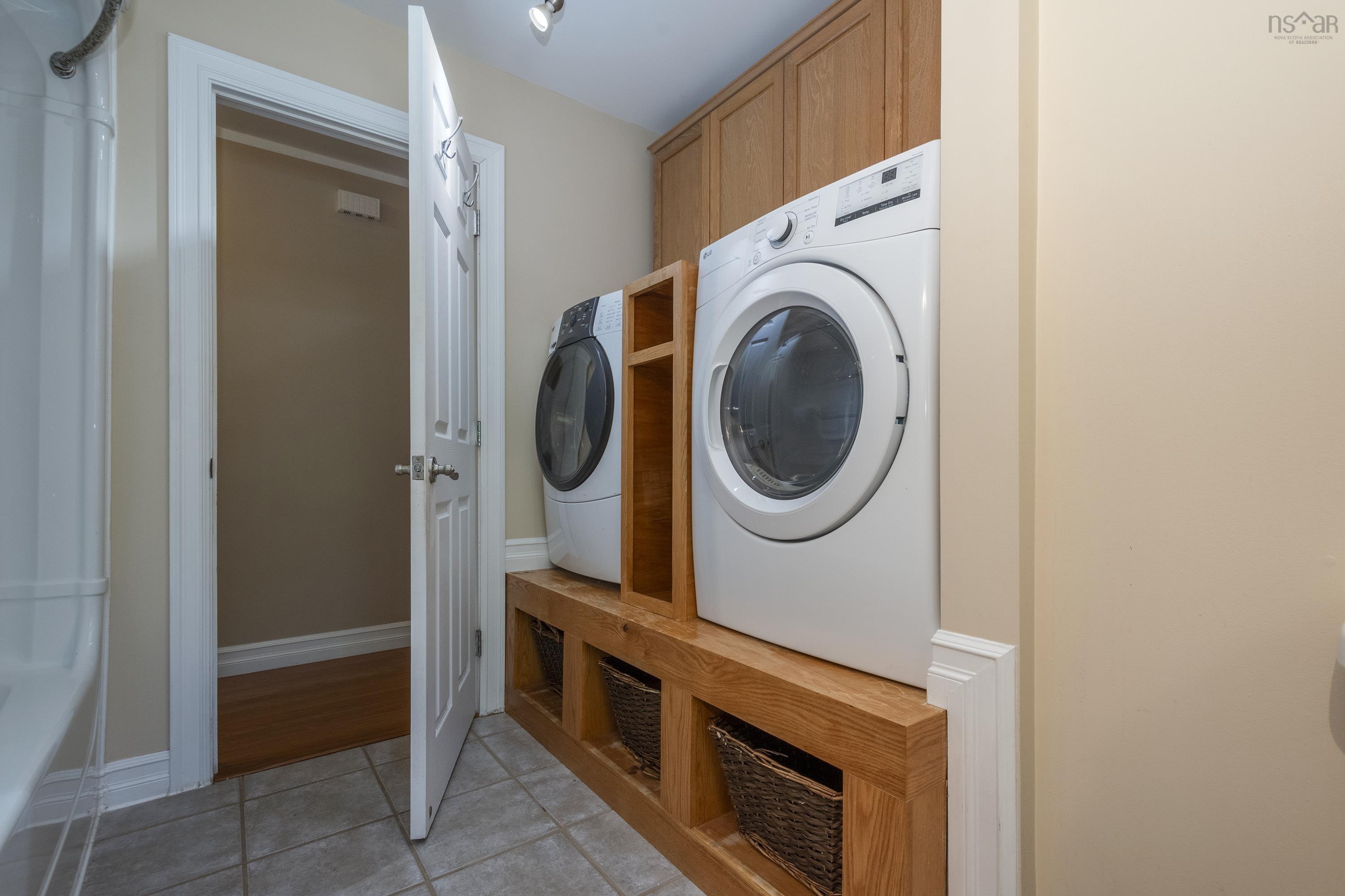 $365,000.00: 1627 Middle Road, Nictaux