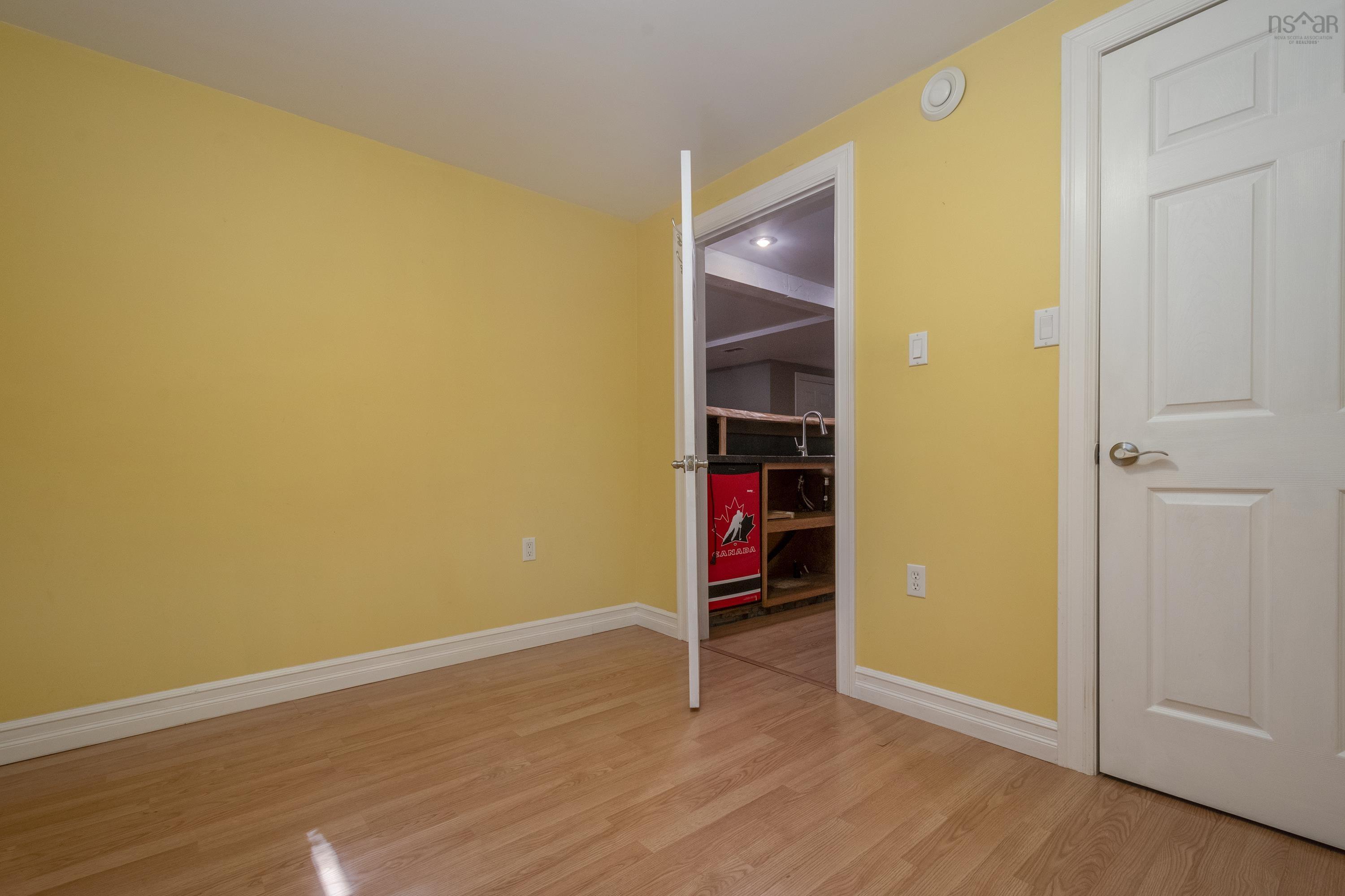 $365,000.00: 1627 Middle Road, Nictaux