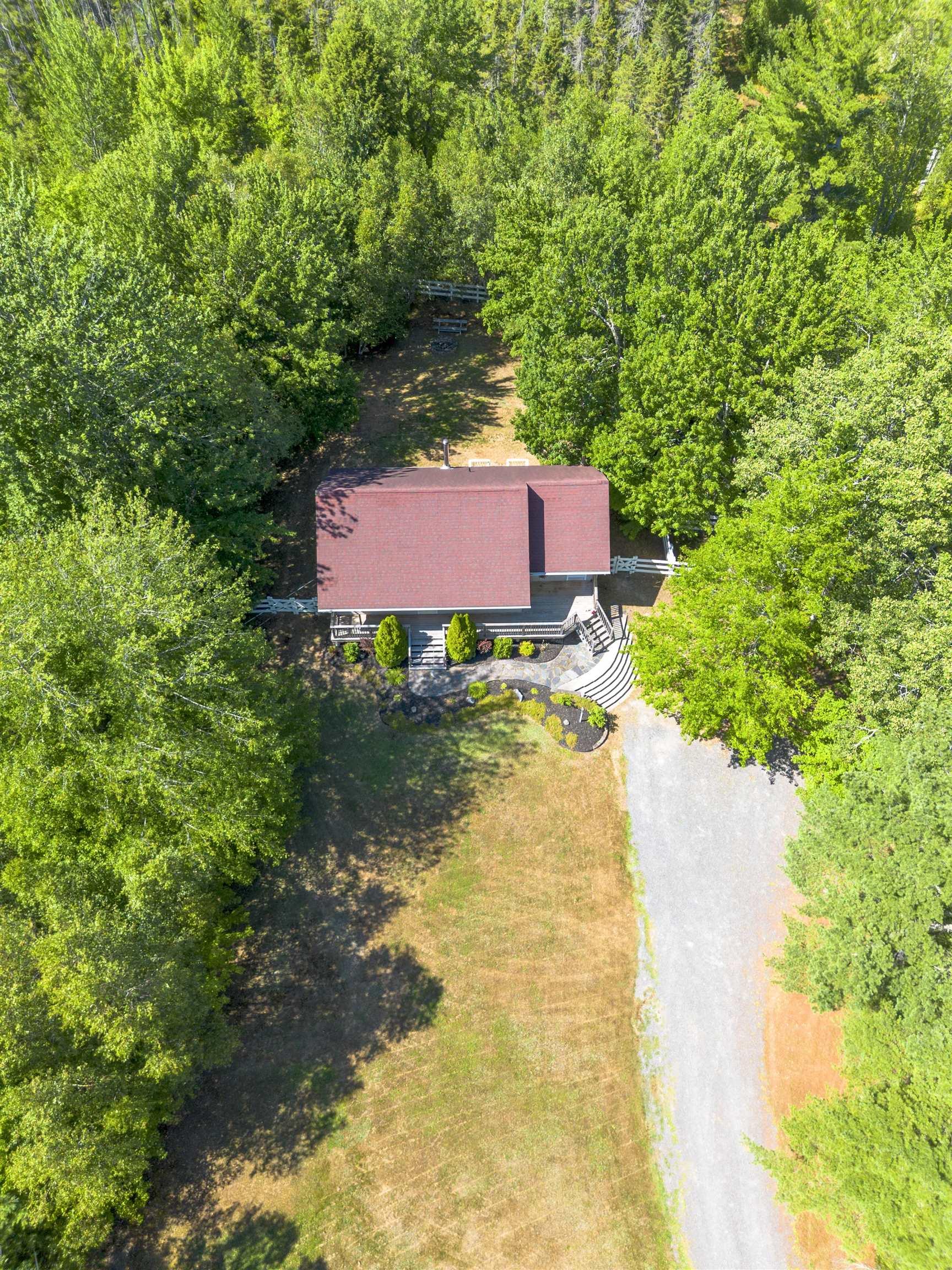 $365,000.00: 1627 Middle Road, Nictaux