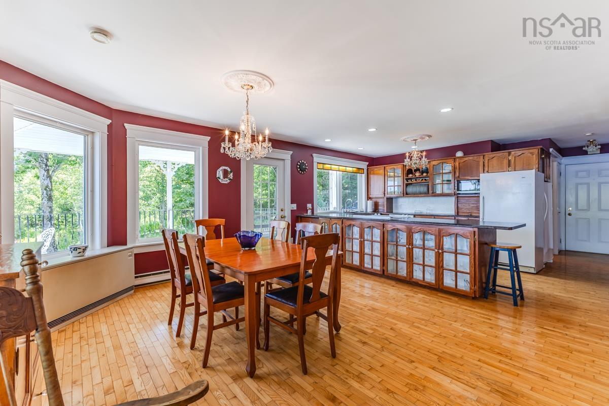 $999,500.00: 209 SHORTTS LAKE WEST Road, Shortts Lake