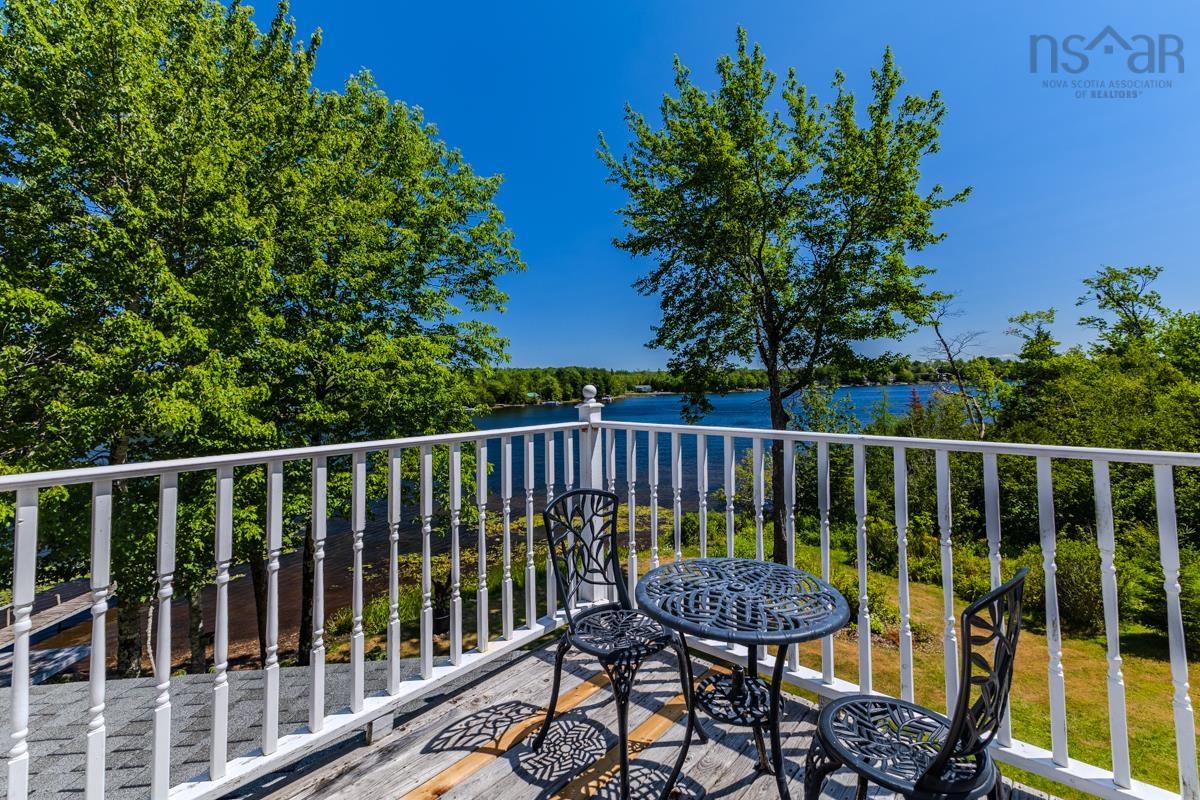 $999,500.00: 209 SHORTTS LAKE WEST Road, Shortts Lake