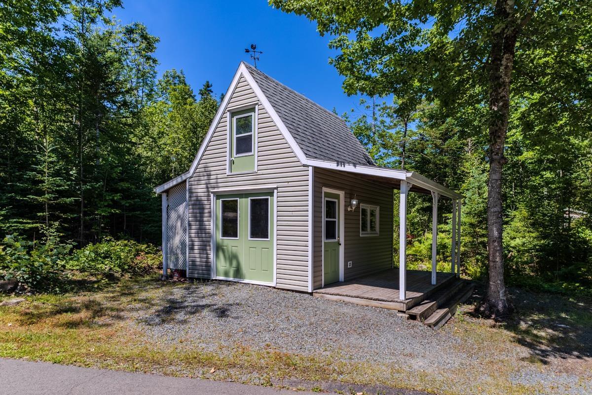 $999,500.00: 209 SHORTTS LAKE WEST Road, Shortts Lake