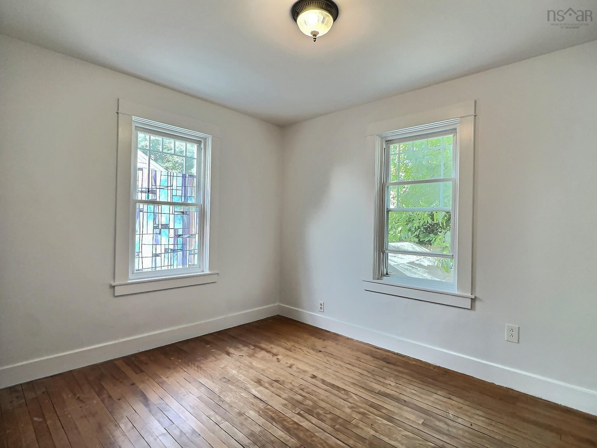 $329,900.00: 11 Hingley Avenue, Truro