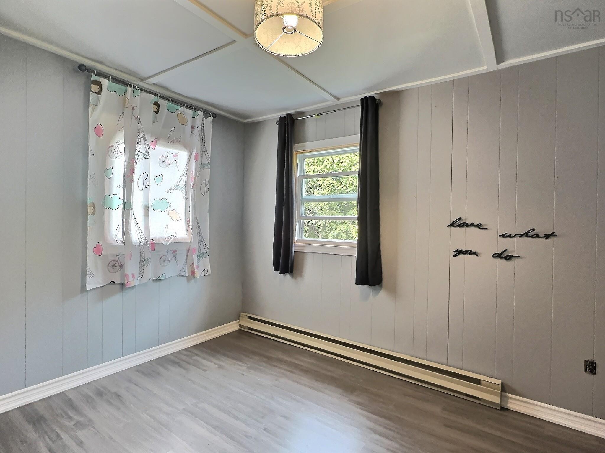 $329,900.00: 11 Hingley Avenue, Truro