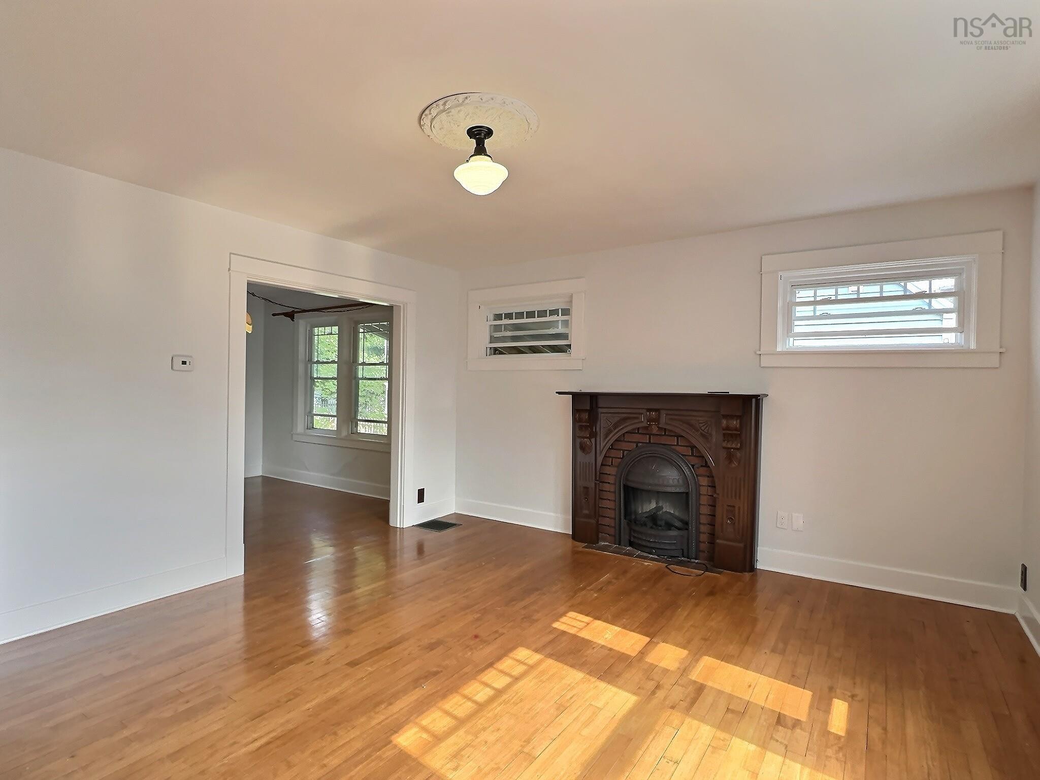 $329,900.00: 11 Hingley Avenue, Truro