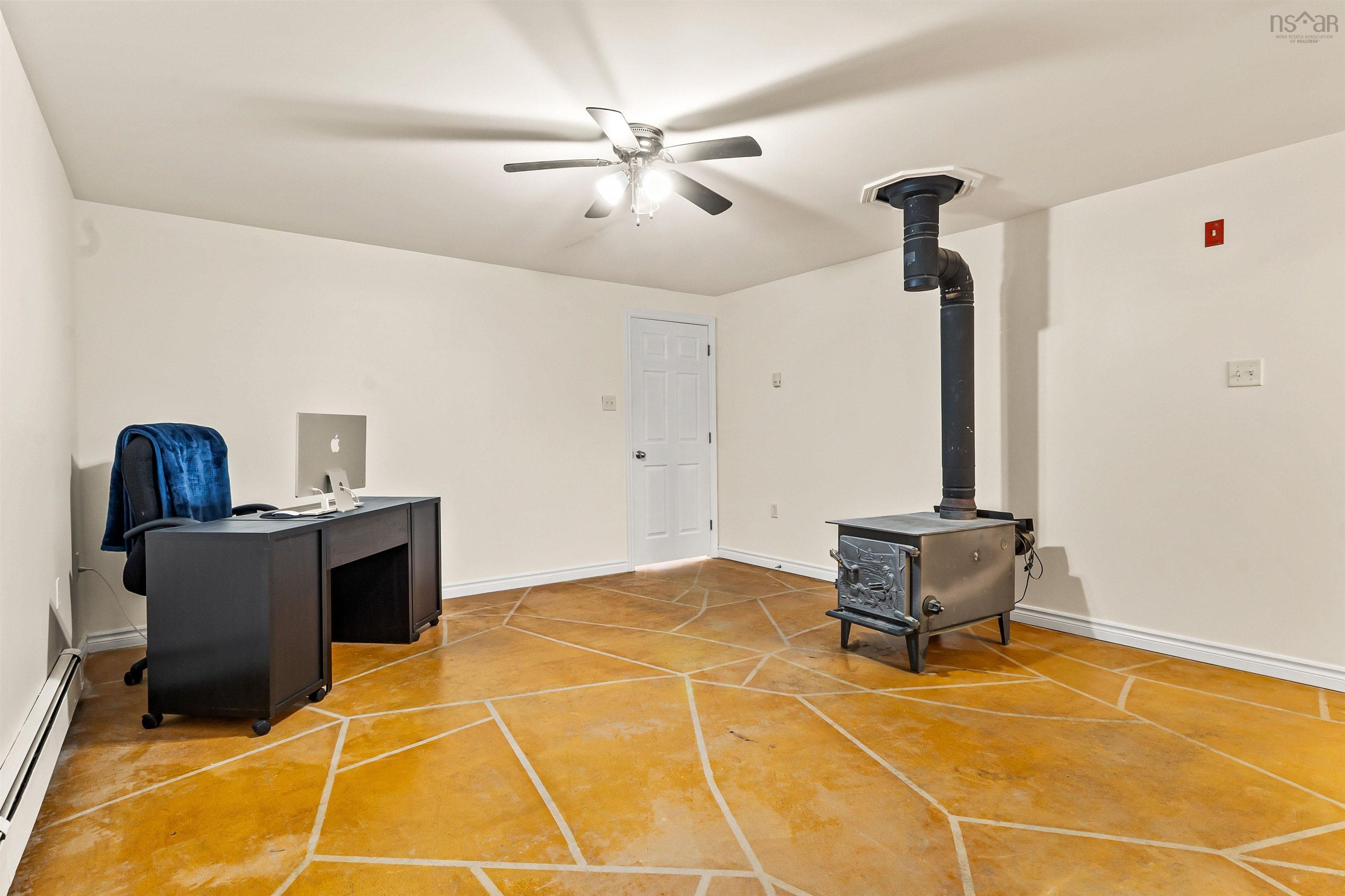 100 Elva Court, Tantallon, NS (MLS 202520290)