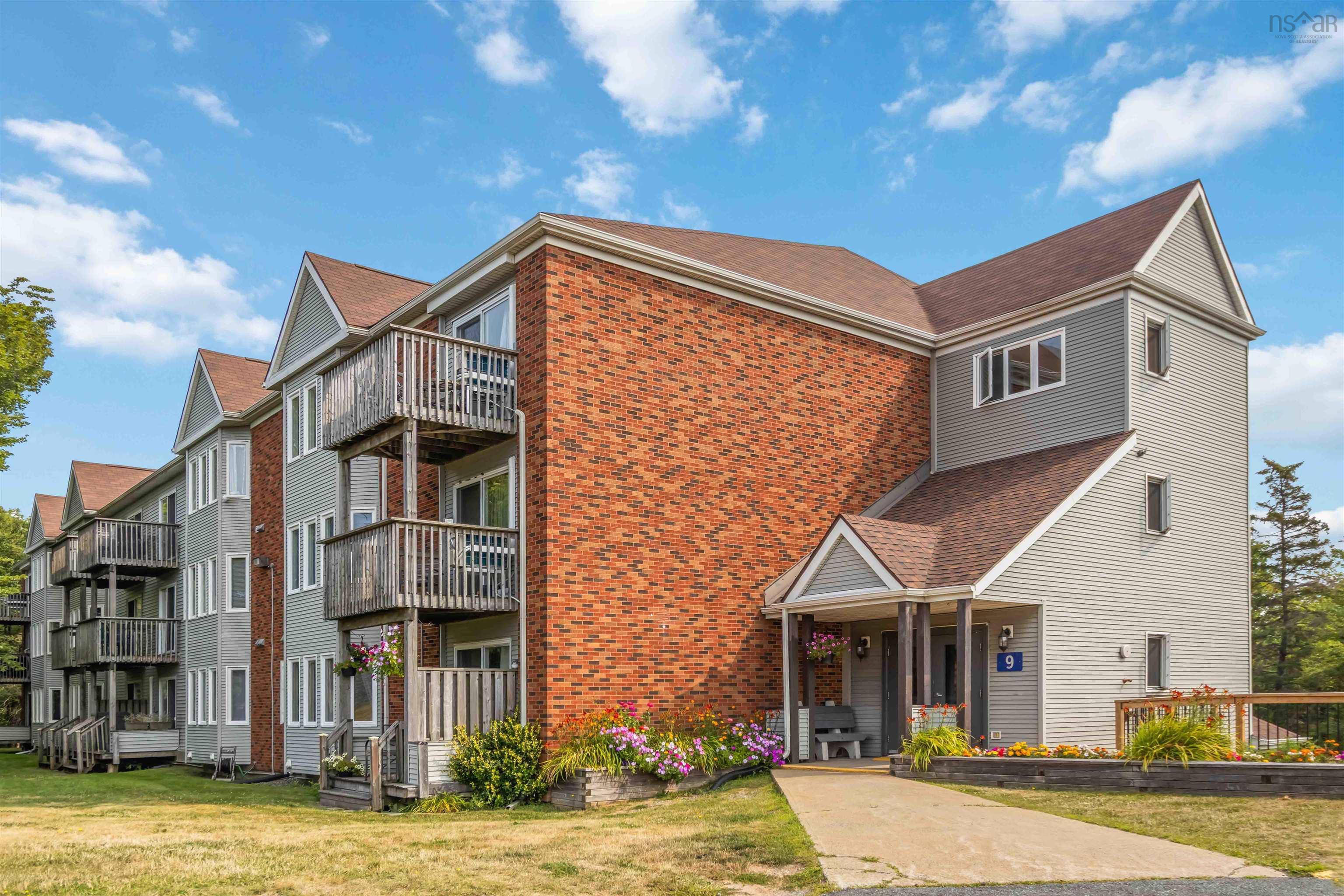 460 9 Forest Hills Parkway, Cole Harbour, NS (MLS® 202520302)
