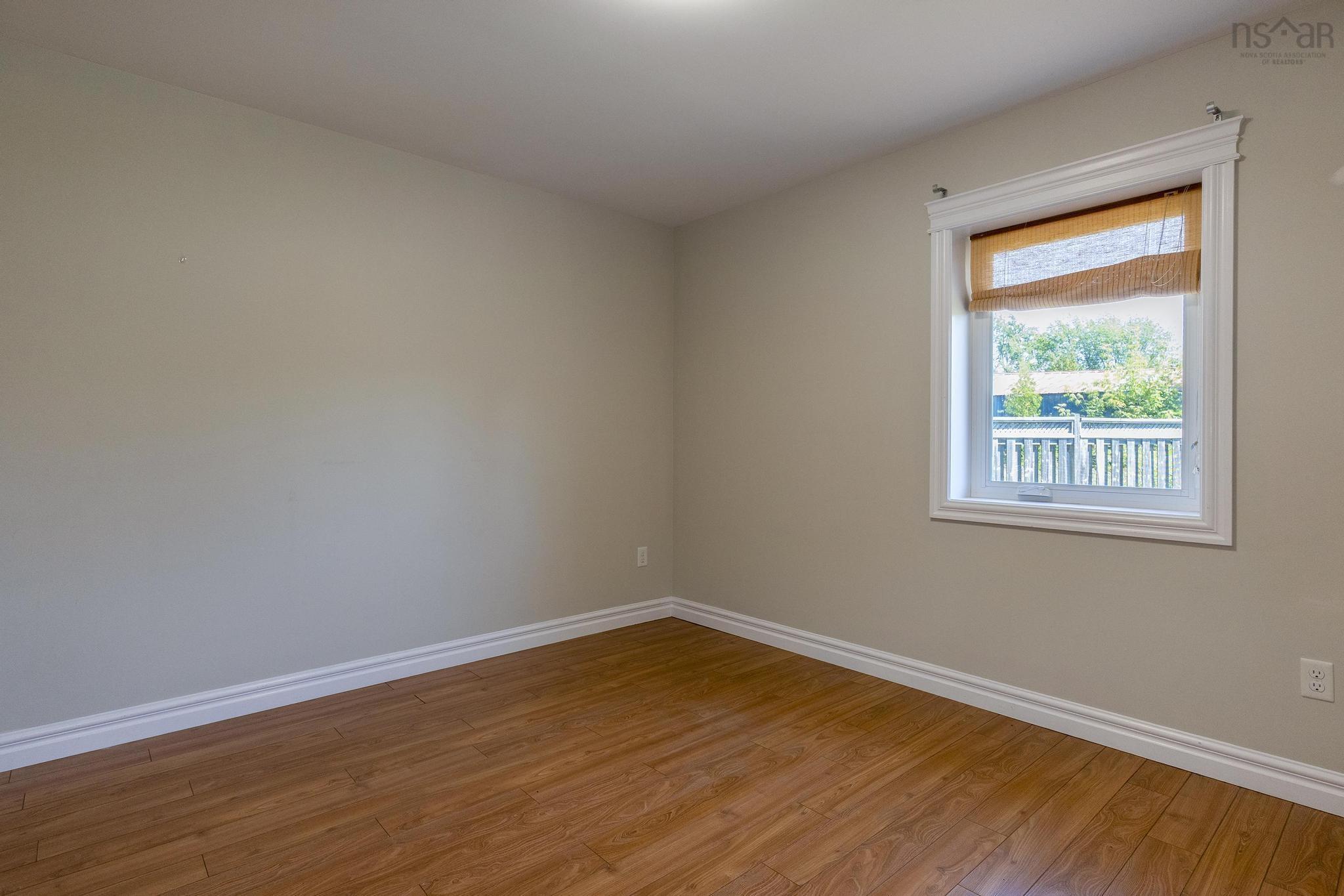 $279,900.00: 1 88 Main Street, Tatamagouche