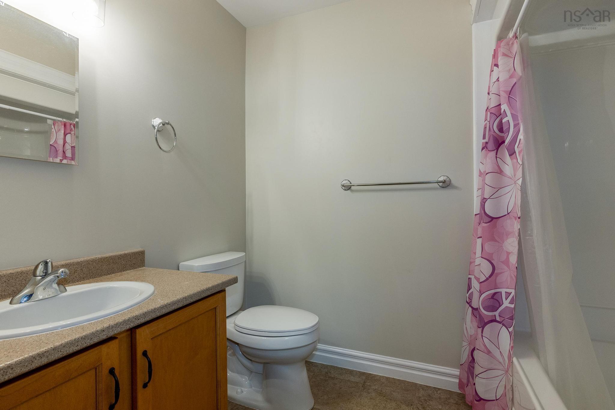 $279,900.00: 1 88 Main Street, Tatamagouche