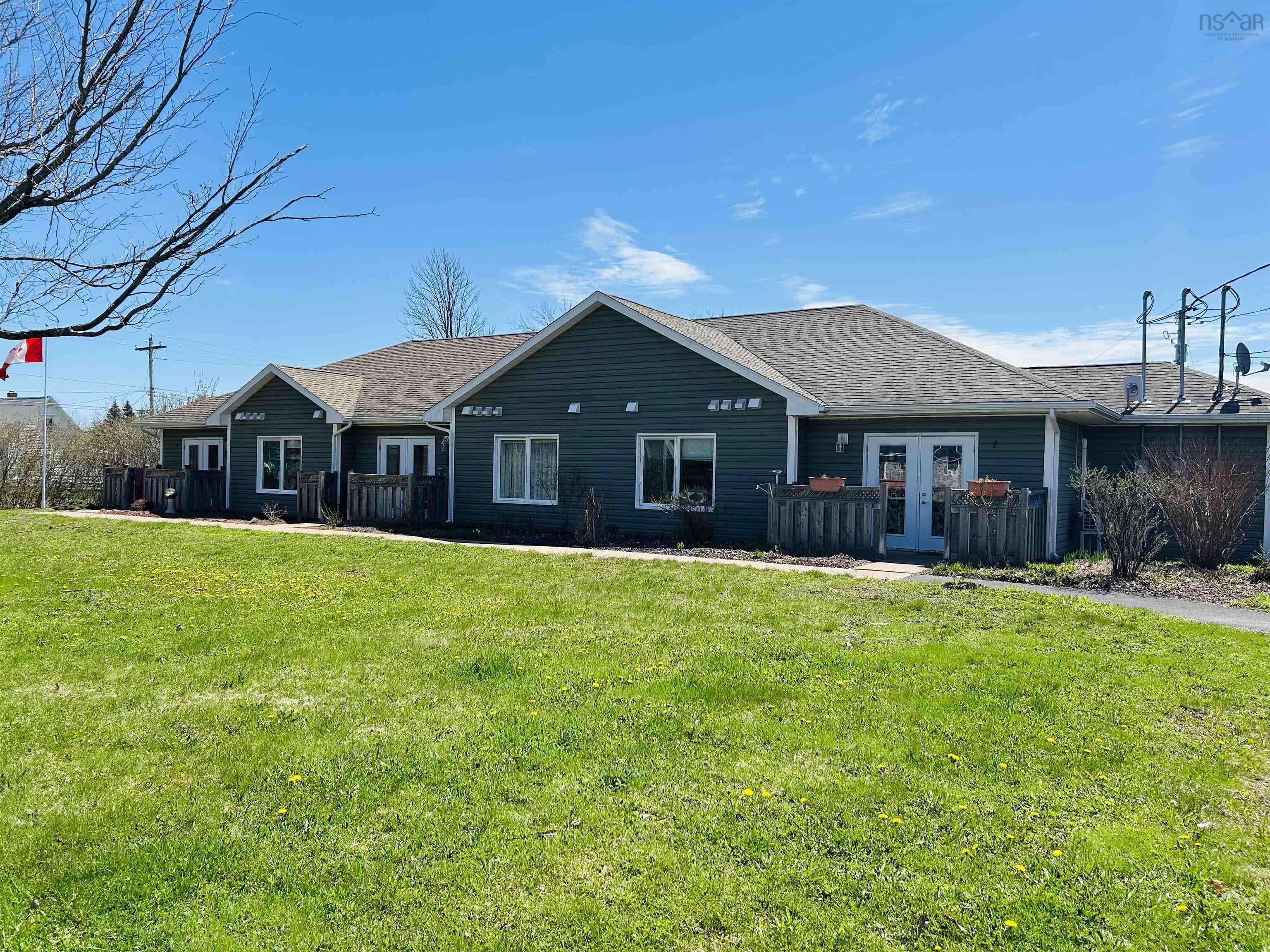 $279,900.00: 1 88 Main Street, Tatamagouche