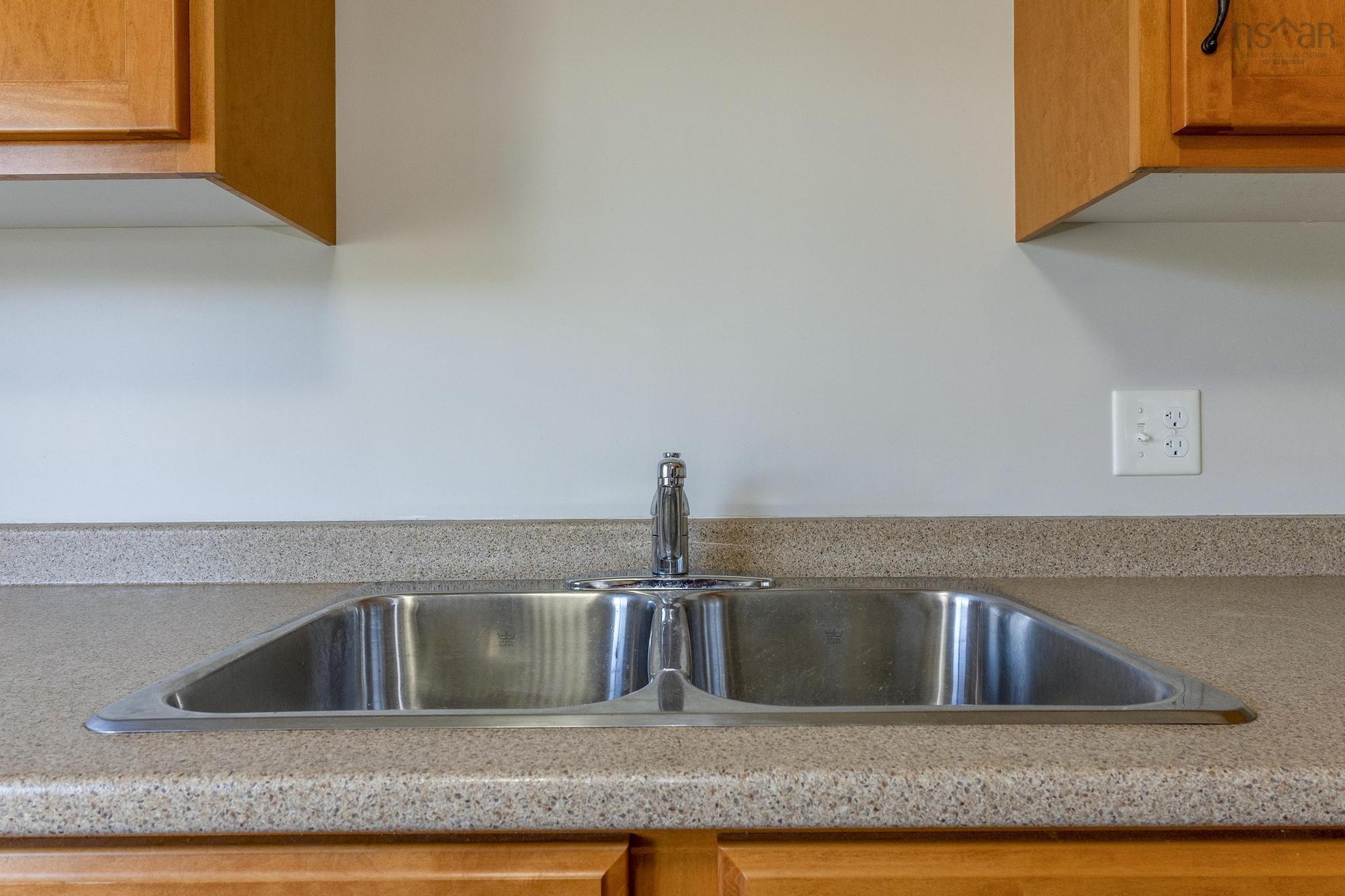 $279,900.00: 1 88 Main Street, Tatamagouche