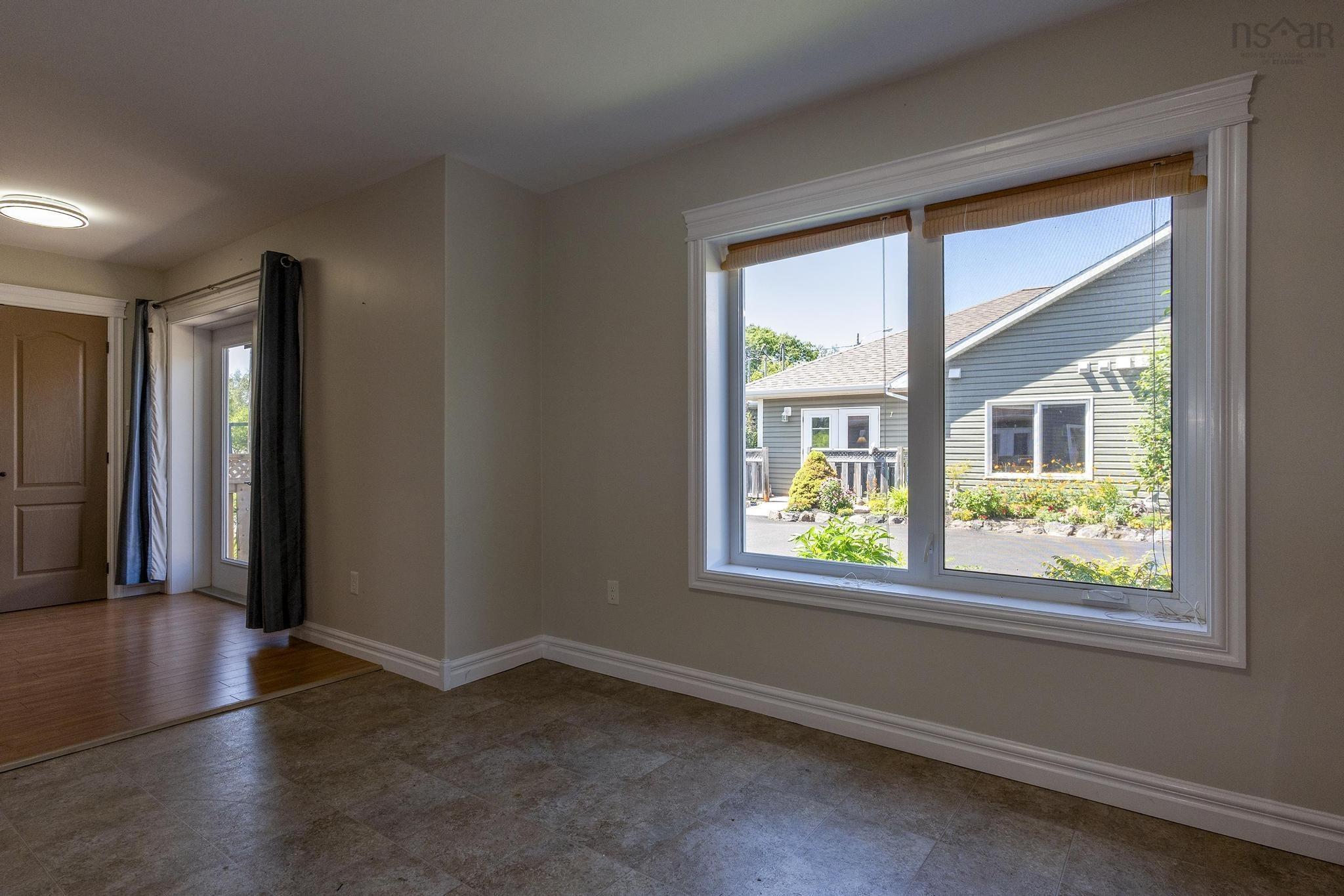 $279,900.00: 1 88 Main Street, Tatamagouche