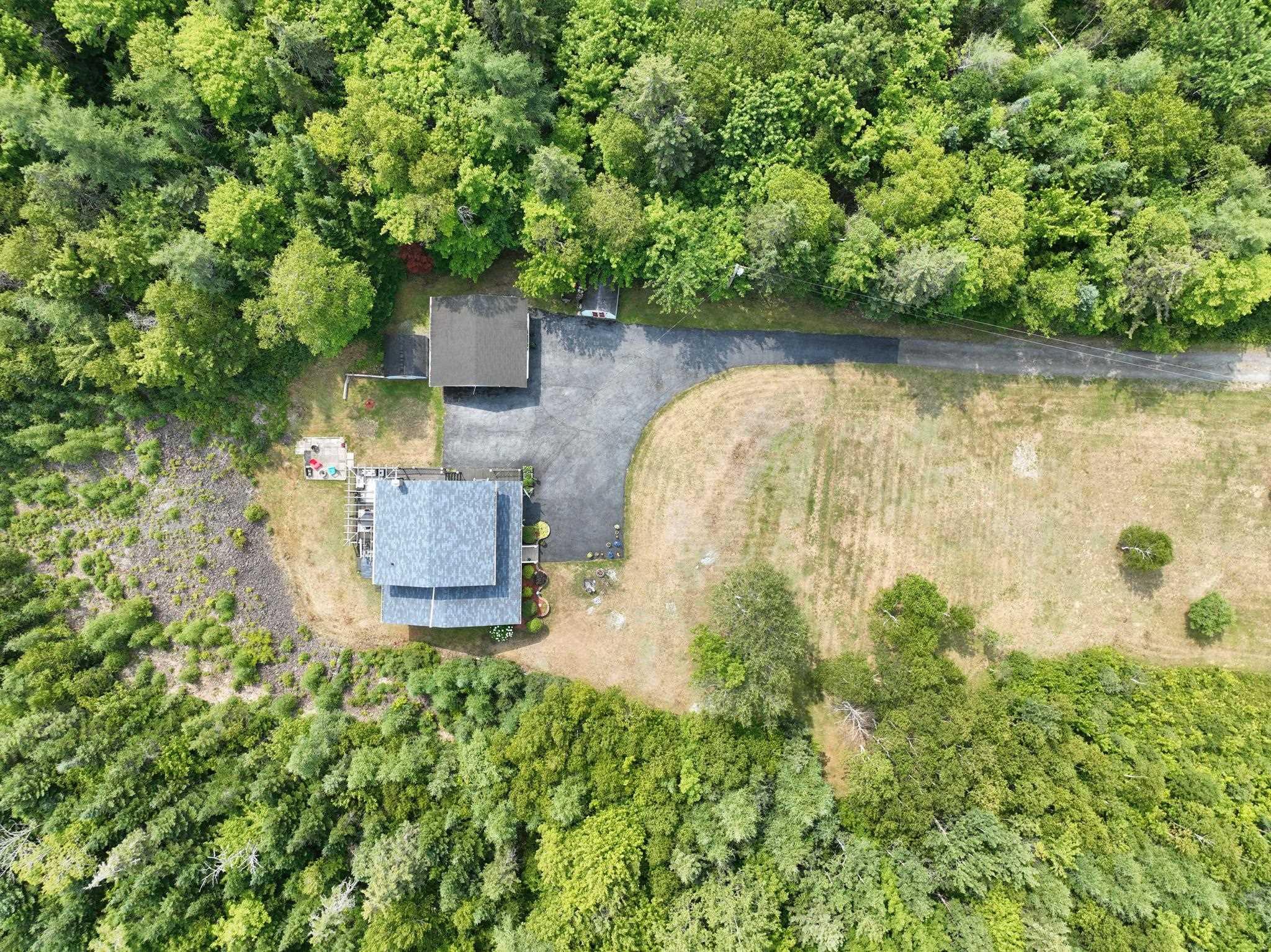 $399,900.00: 2799 Gabarus Highway, Caribou Marsh