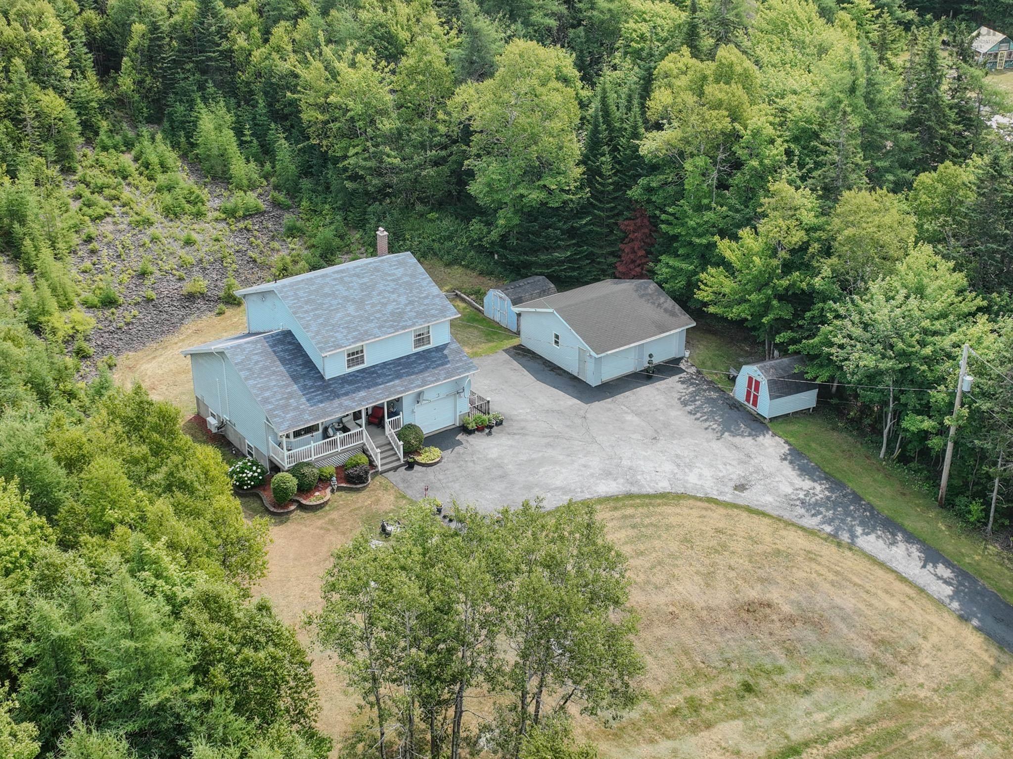 $399,900.00: 2799 Gabarus Highway, Caribou Marsh