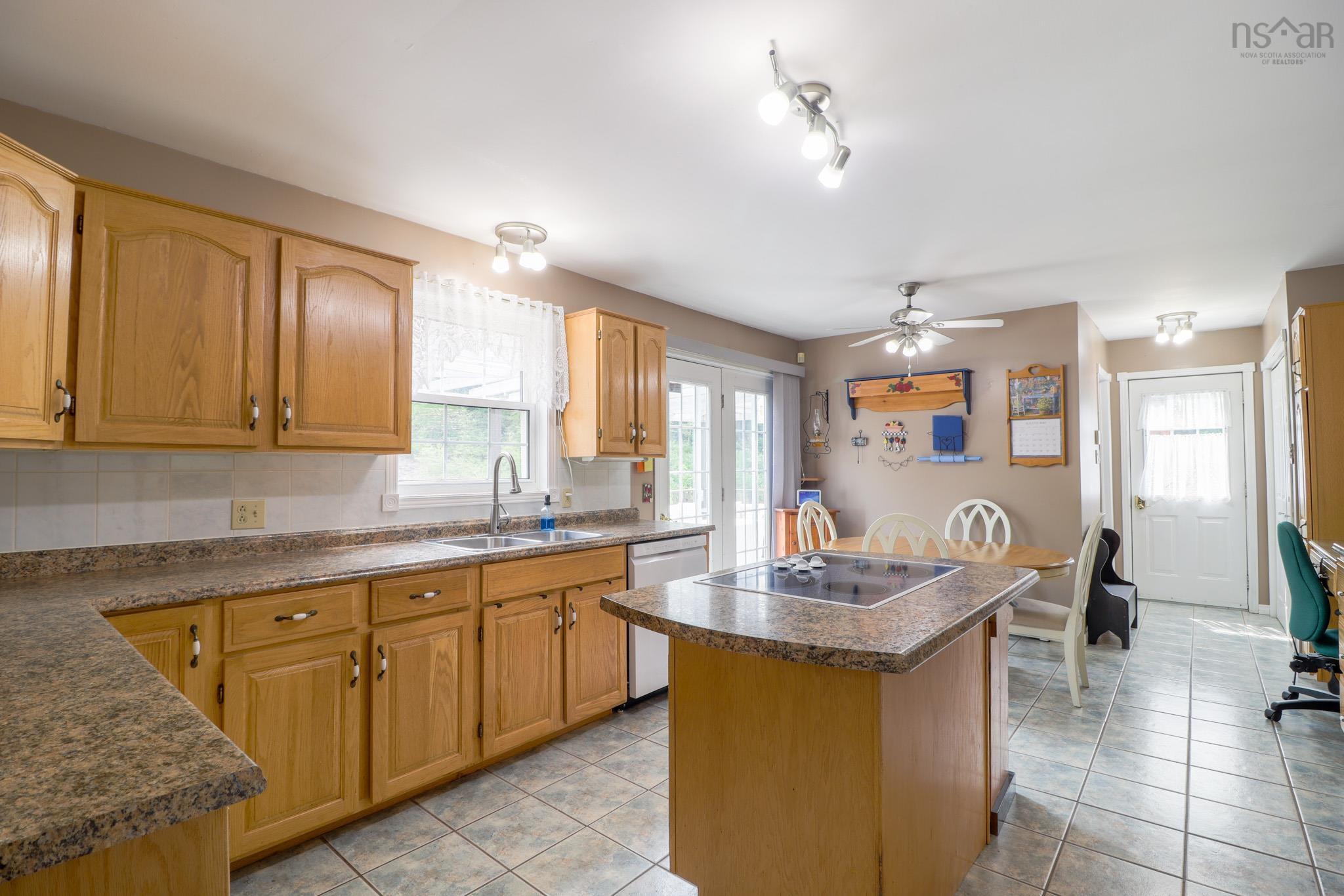 $399,900.00: 2799 Gabarus Highway, Caribou Marsh