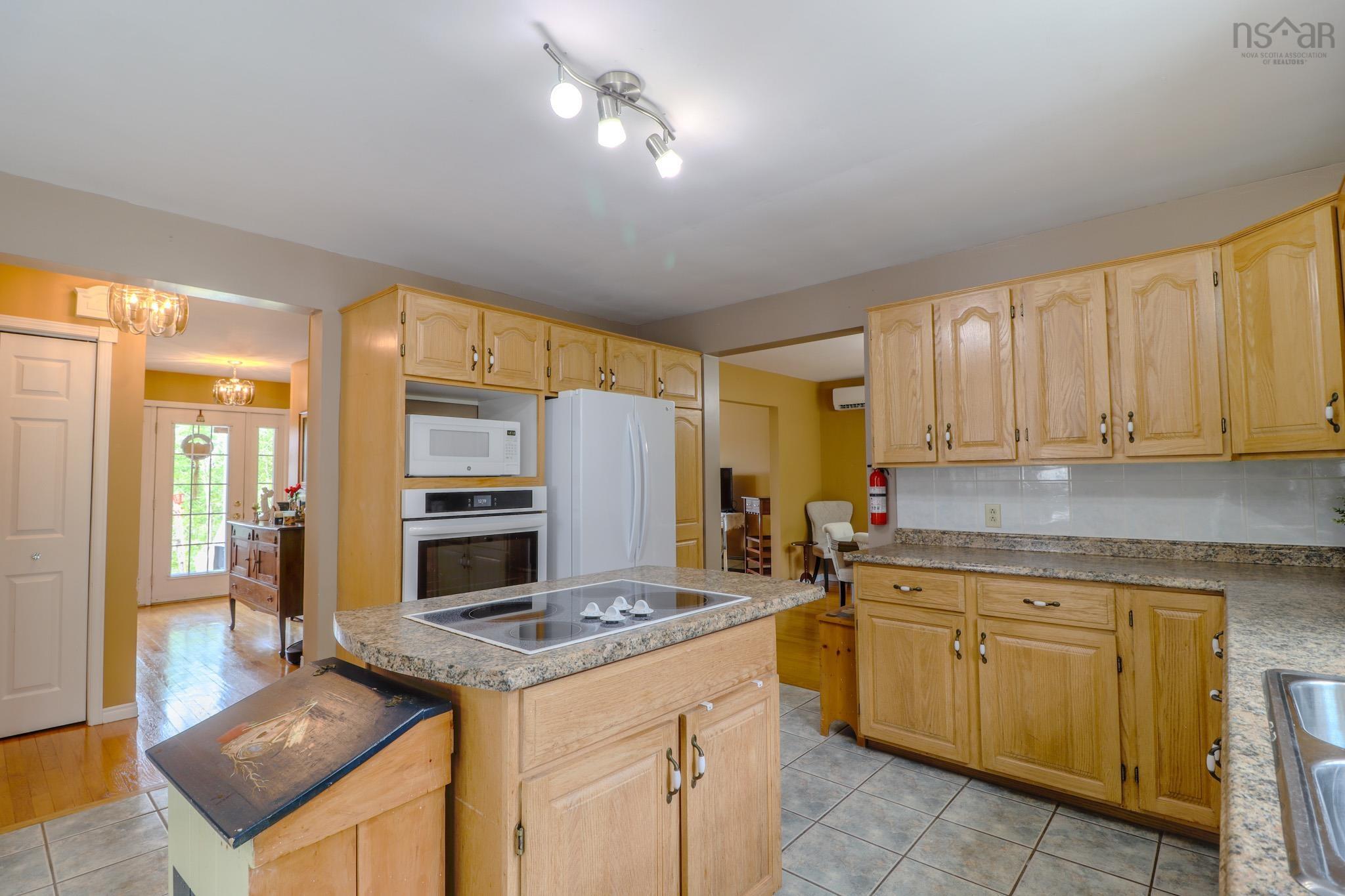 $399,900.00: 2799 Gabarus Highway, Caribou Marsh