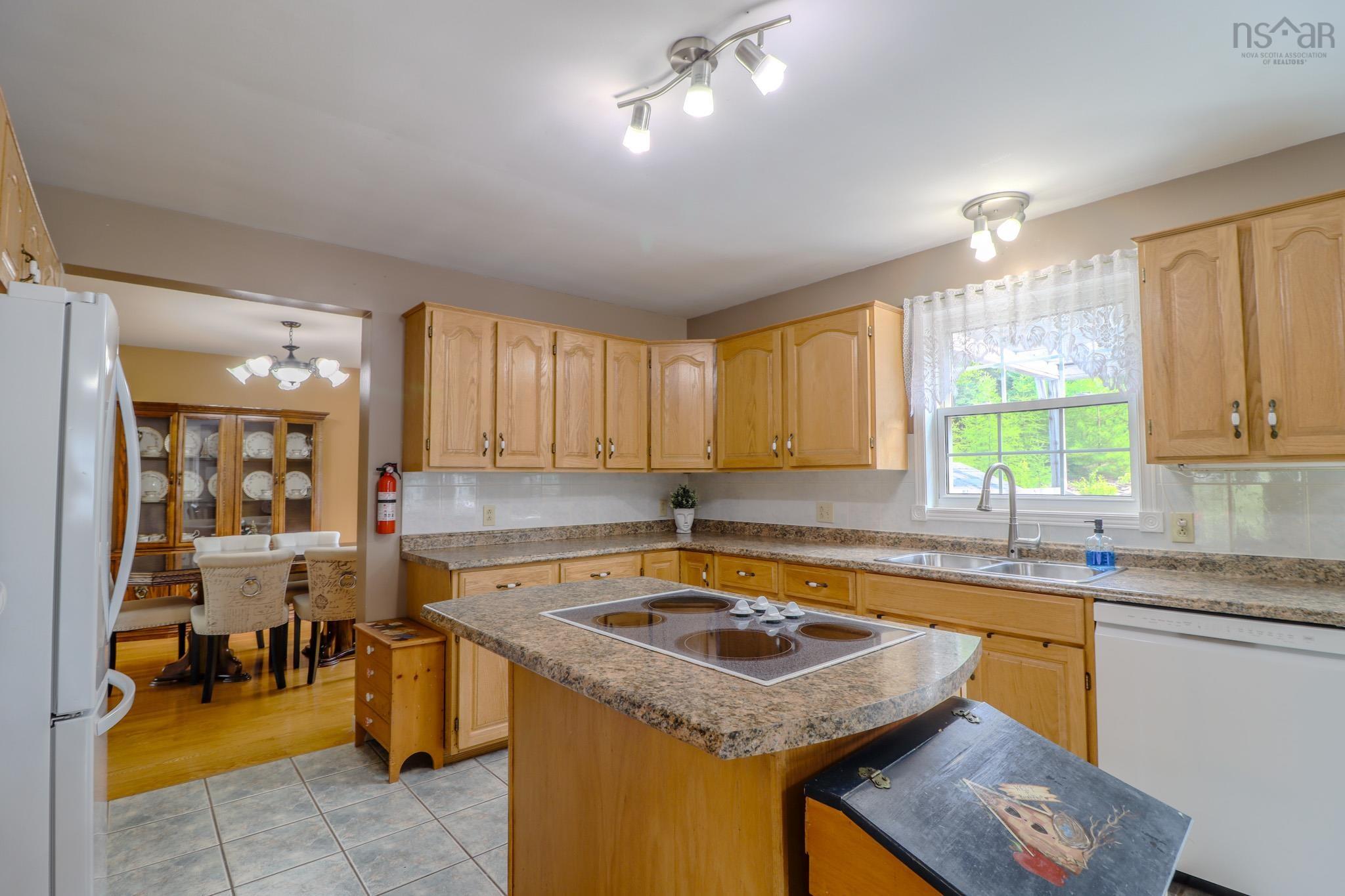 $399,900.00: 2799 Gabarus Highway, Caribou Marsh