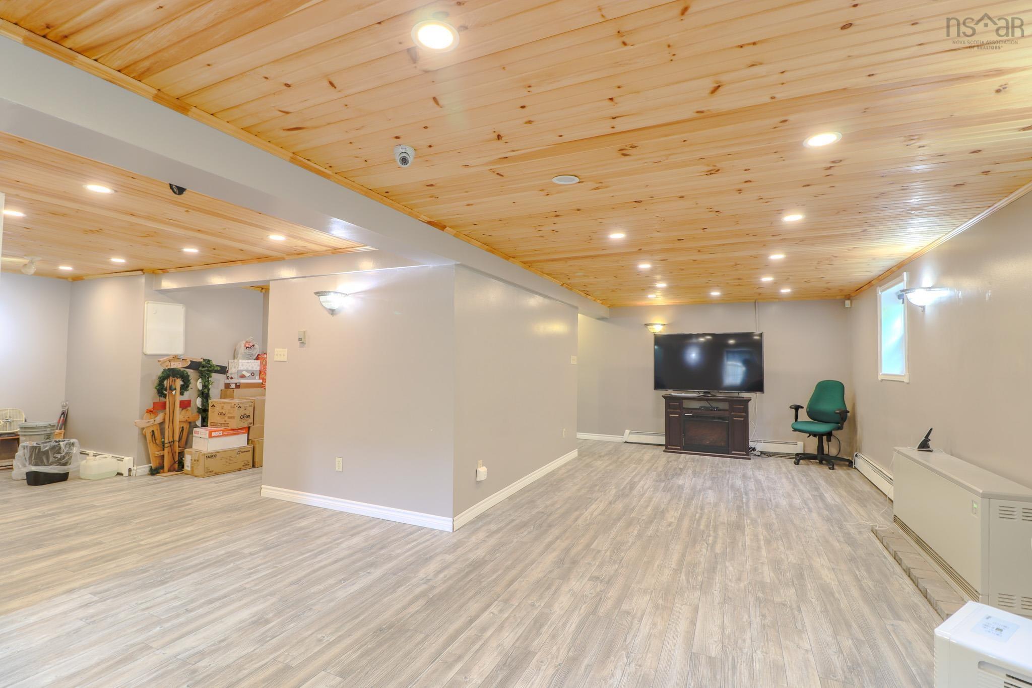 $399,900.00: 2799 Gabarus Highway, Caribou Marsh