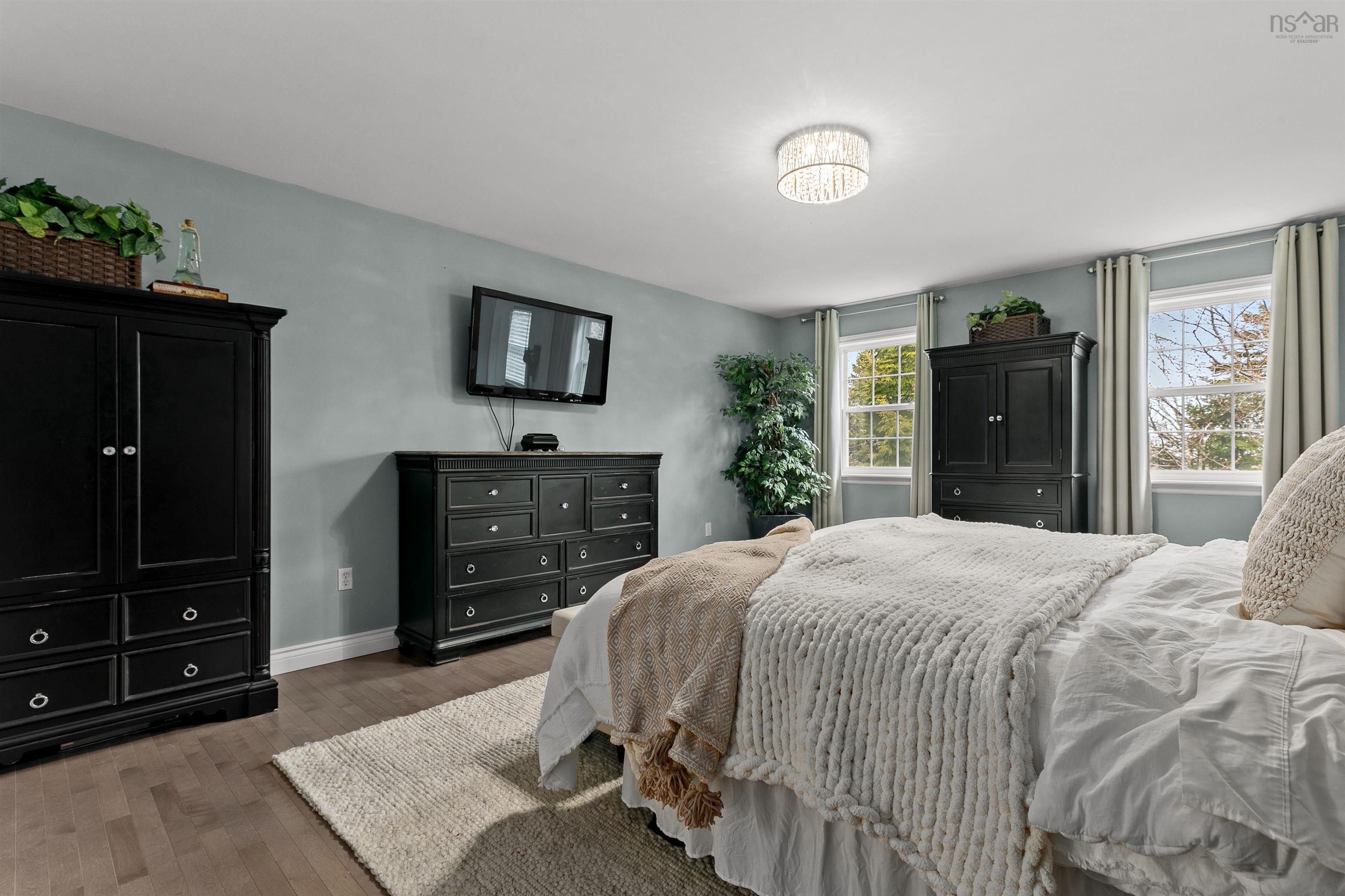 $849,900.00: 43 Diana Drive, Hammonds Plains