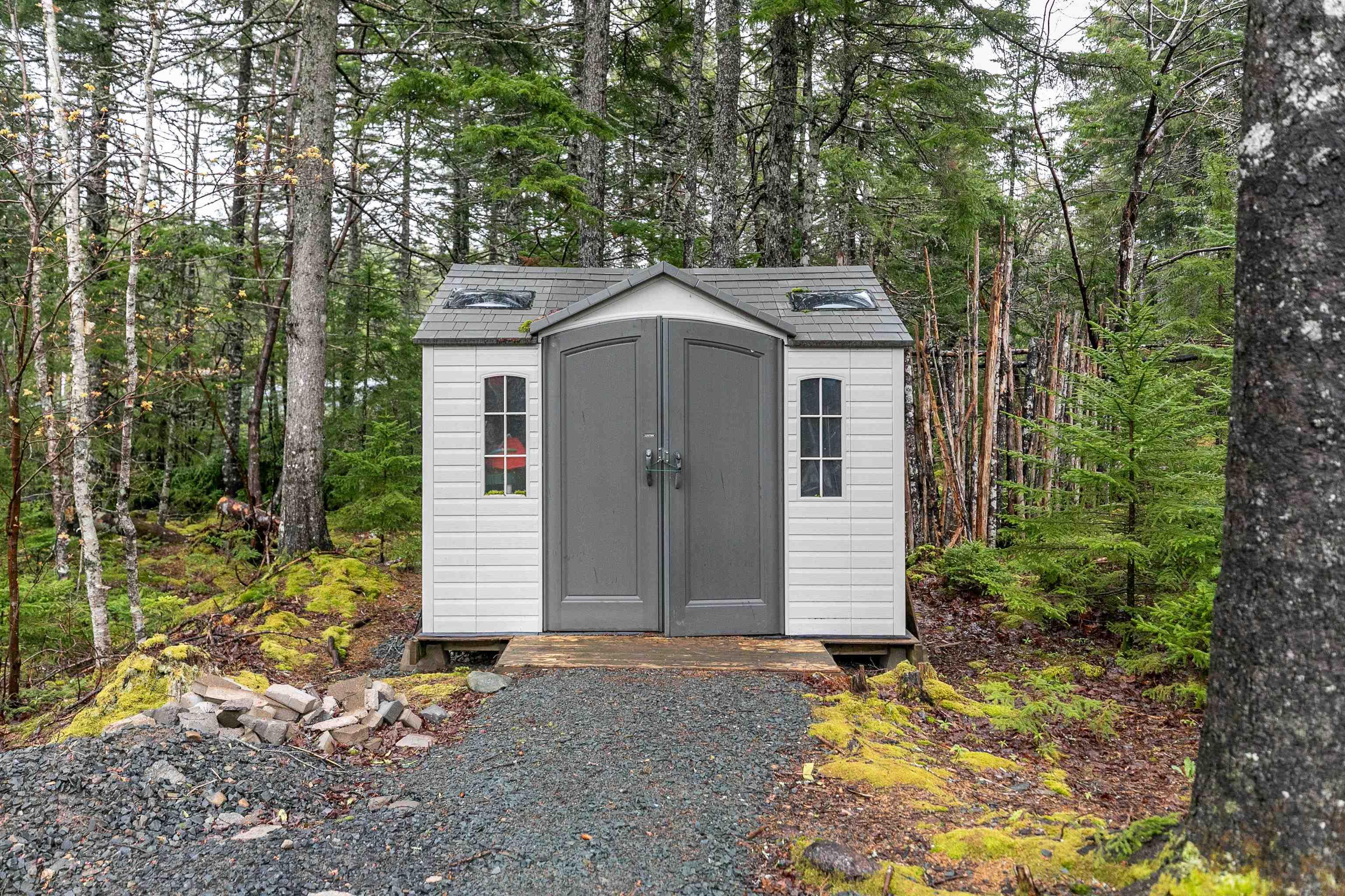 $849,900.00: 43 Diana Drive, Hammonds Plains