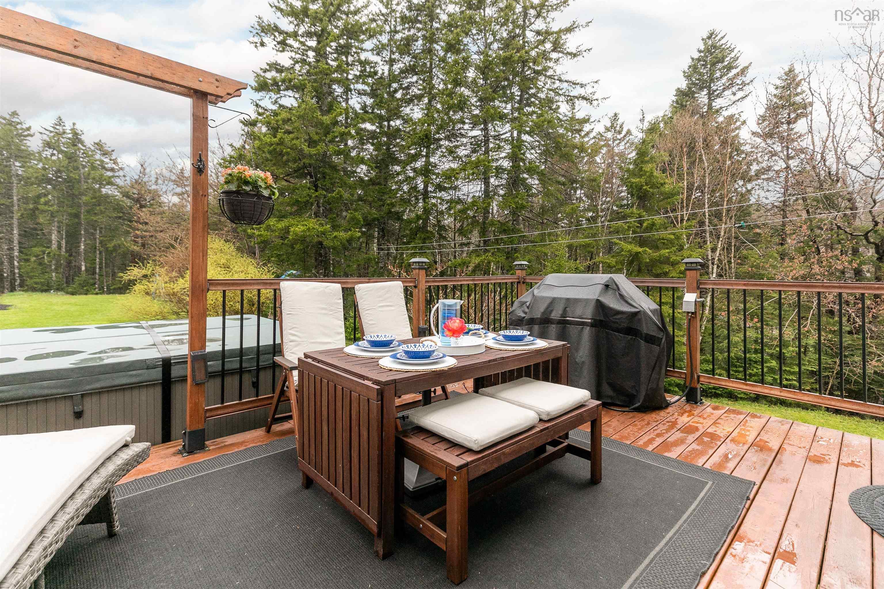 $849,900.00: 43 Diana Drive, Hammonds Plains